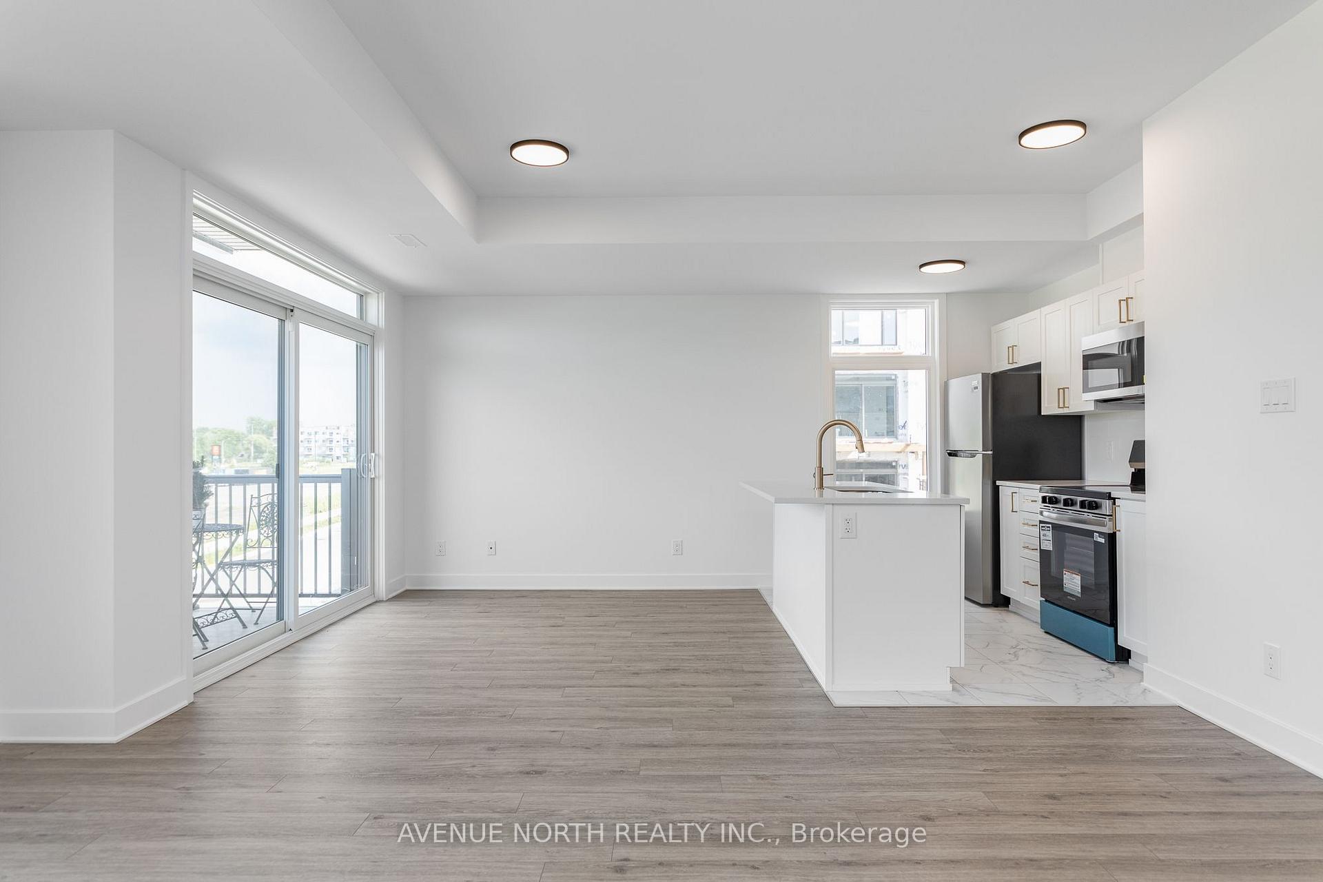 Photo 5 of Unit F, 1055 Cedar Creek Drive, Ottawa, Blossom Park/Kemp Park/Findlay Creek — HOMEH