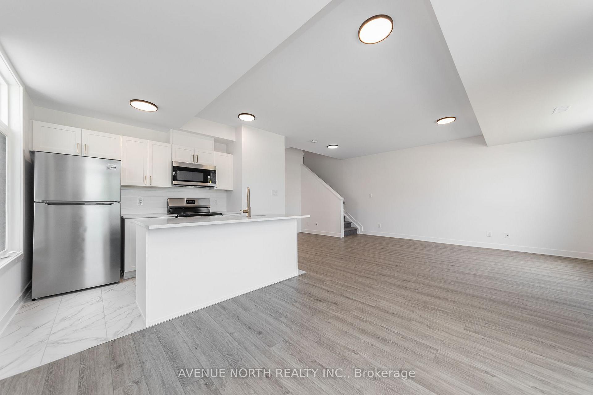 Photo 10 of Unit F, 1055 Cedar Creek Drive, Ottawa, Blossom Park/Kemp Park/Findlay Creek — HOMEH