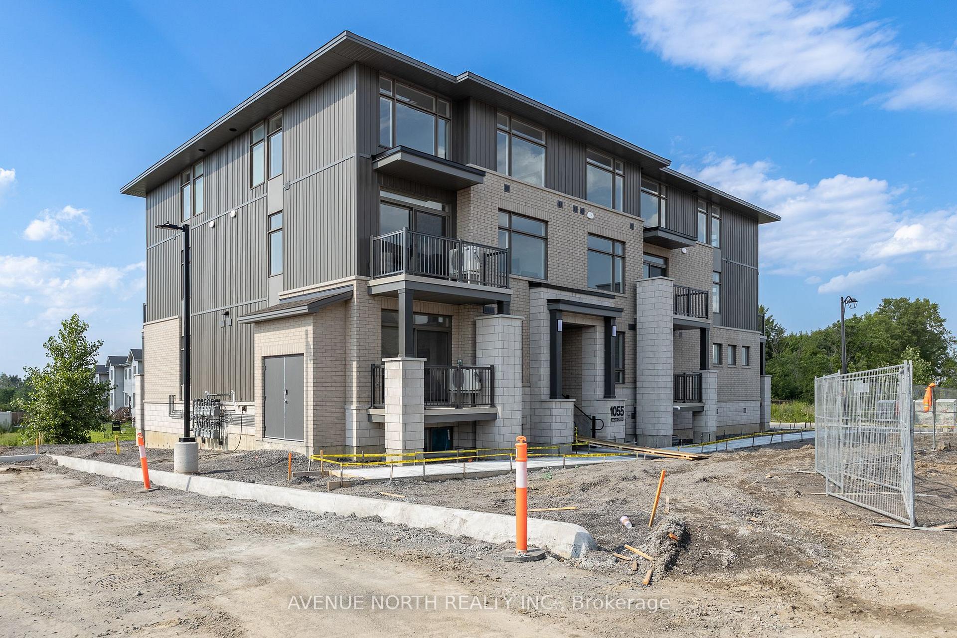 Photo 35 of Unit F, 1055 Cedar Creek Drive, Ottawa, Blossom Park/Kemp Park/Findlay Creek — HOMEH