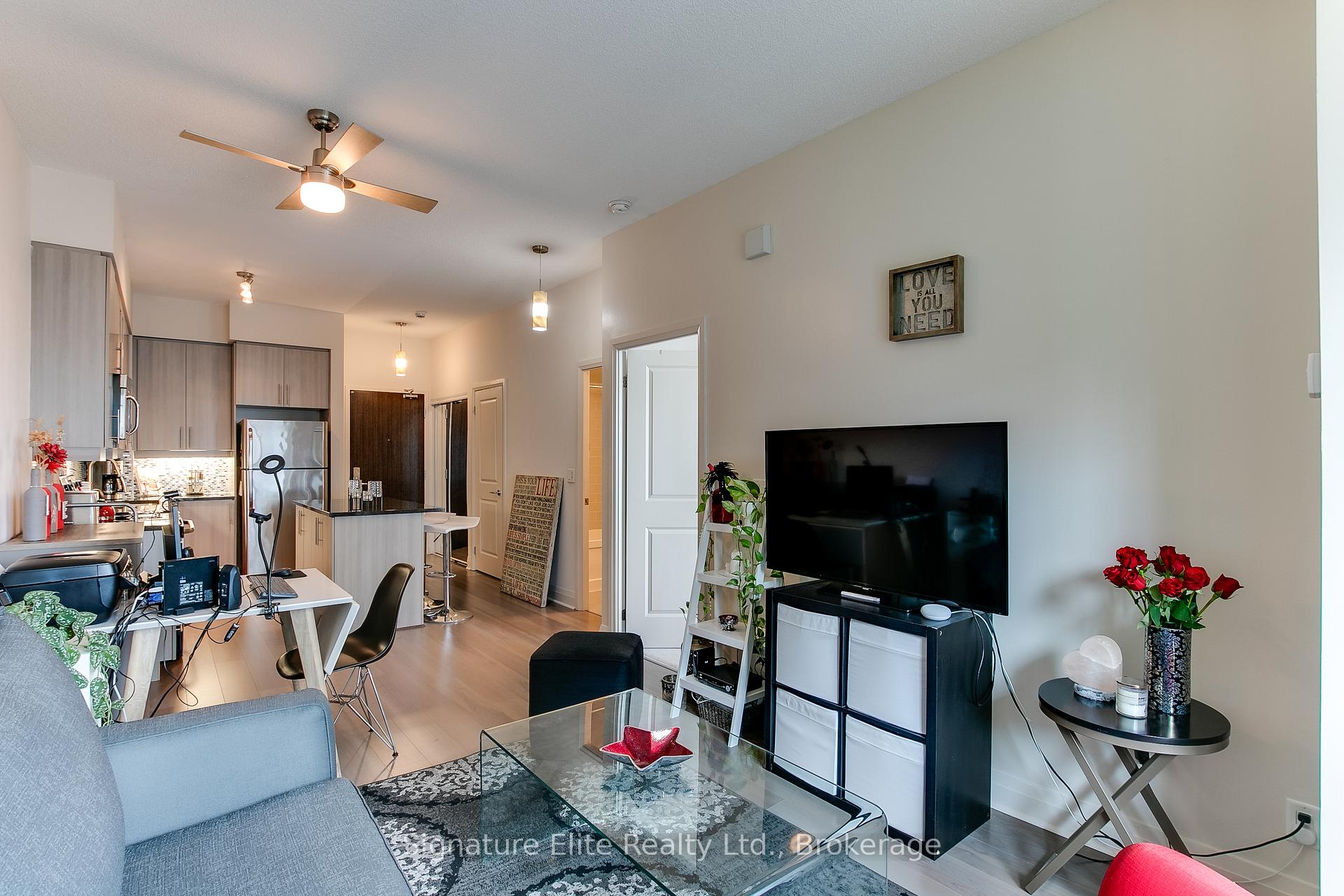 Photo 3 of Unit 526, 1185 The Queensway, Etobicoke, Islington-City Centre West — HOMEH