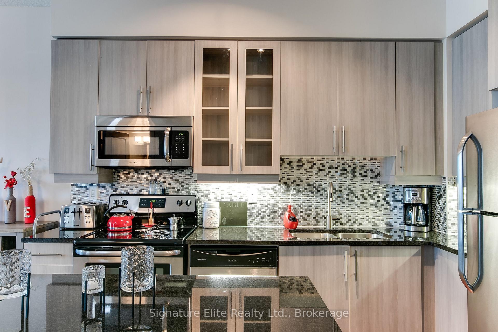 Photo 7 of Unit 526, 1185 The Queensway, Etobicoke, Islington-City Centre West — HOMEH