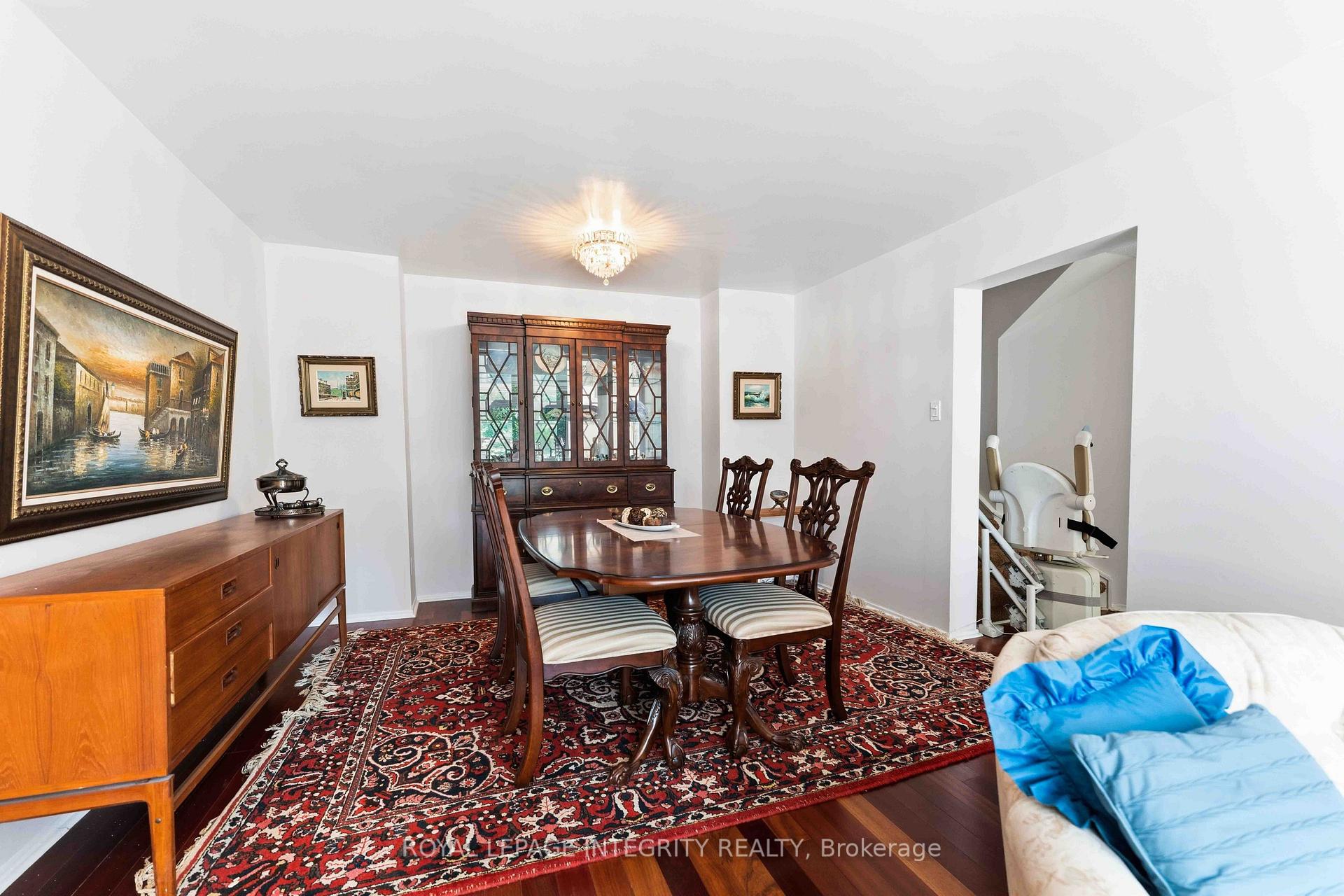 Photo 7 of Unit 27, 100 Hillside Drive, Ottawa, Viscount Alexander Park — HOMEH