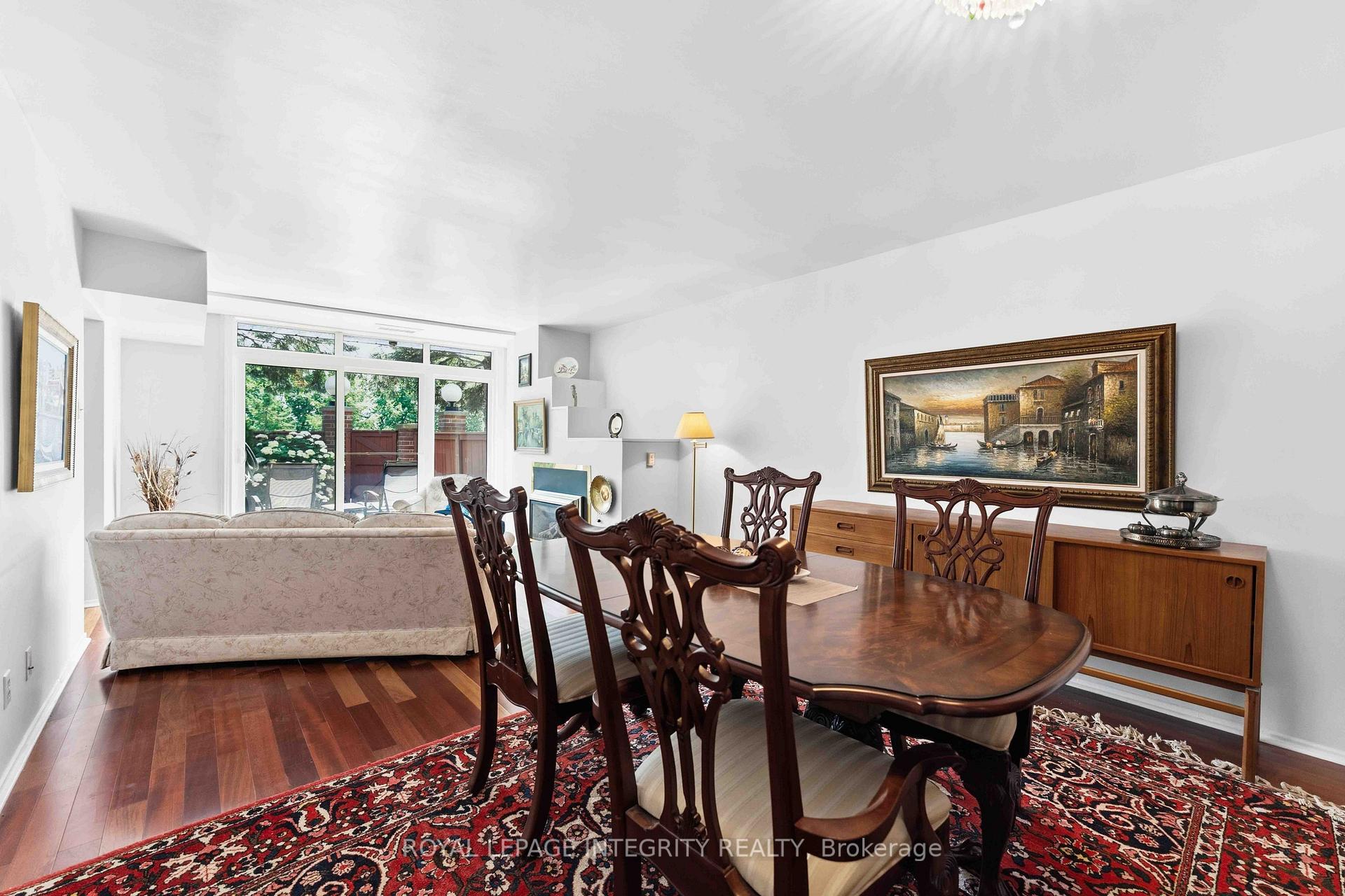 Photo 9 of Unit 27, 100 Hillside Drive, Ottawa, Viscount Alexander Park — HOMEH