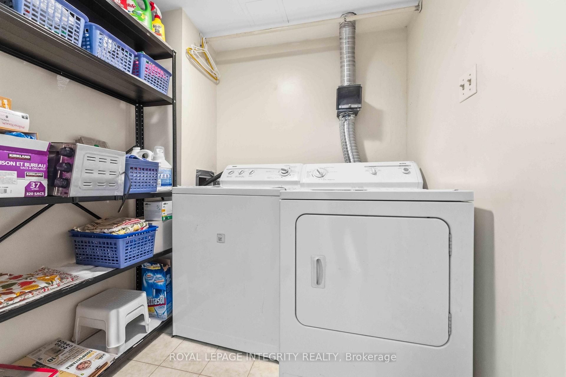 Photo 15 of Unit 27, 100 Hillside Drive, Ottawa, Viscount Alexander Park — HOMEH