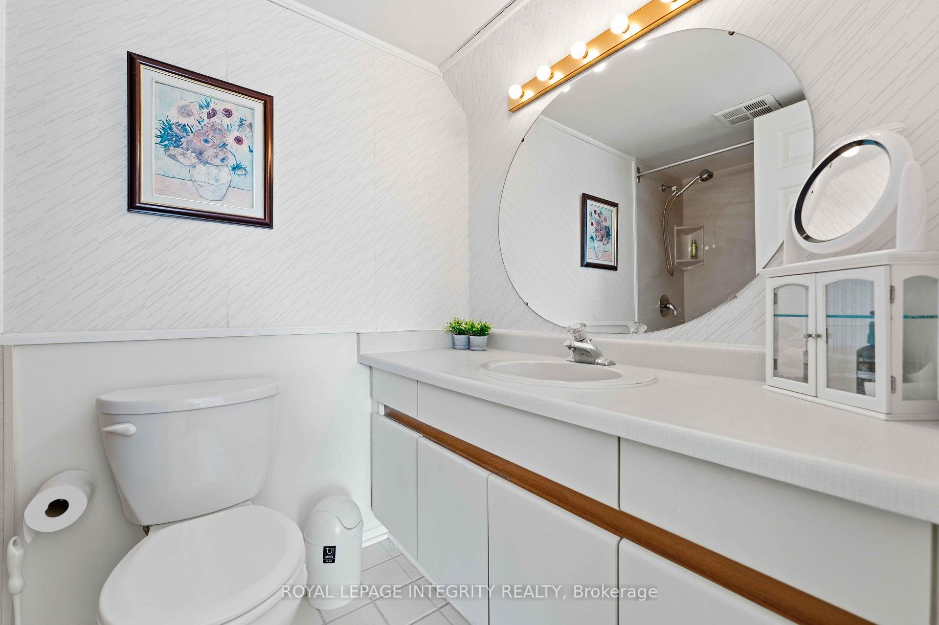 Photo 19 of Unit 27, 100 Hillside Drive, Ottawa, Viscount Alexander Park — HOMEH