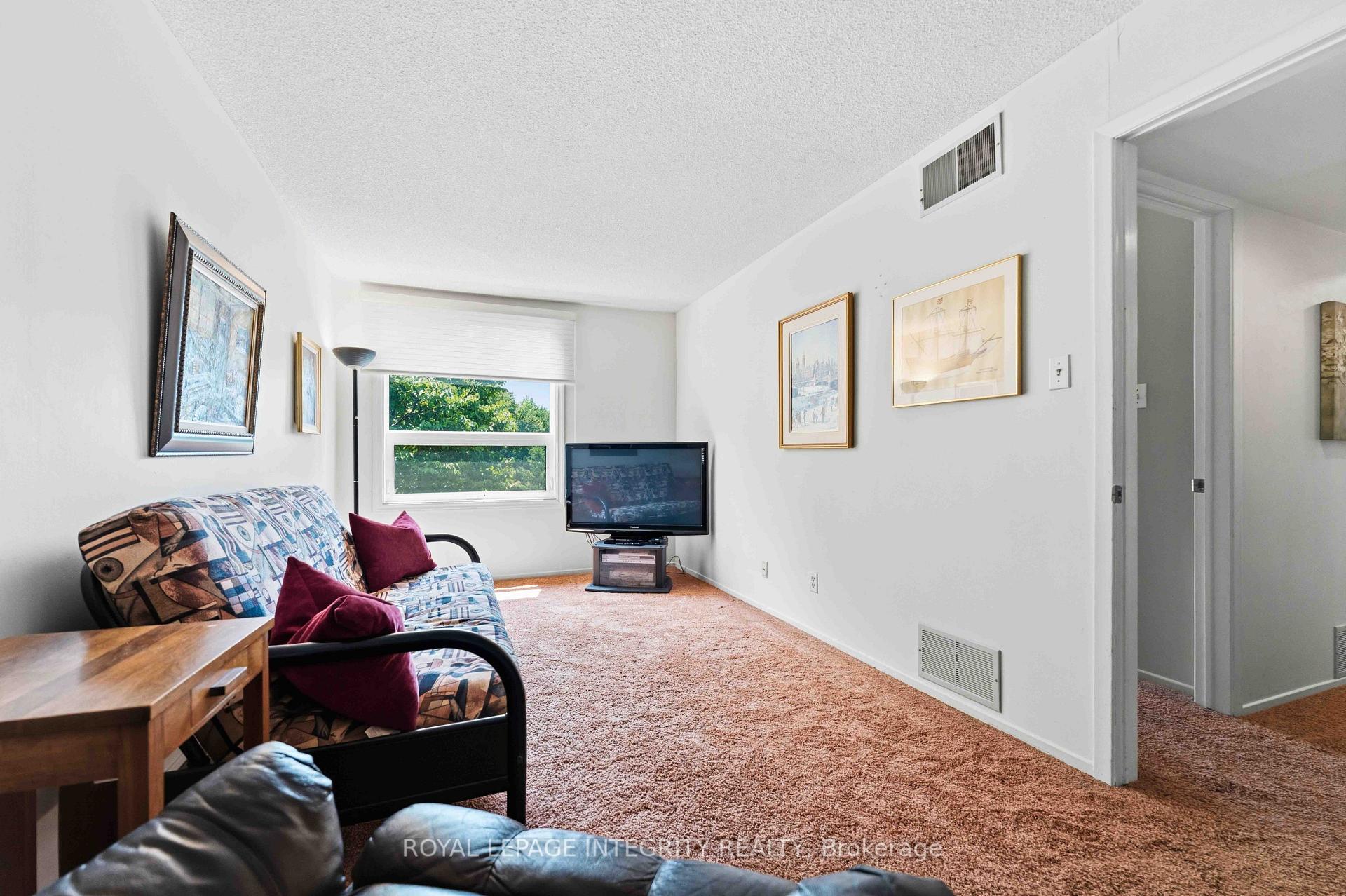 Photo 30 of Unit 27, 100 Hillside Drive, Ottawa, Viscount Alexander Park — HOMEH