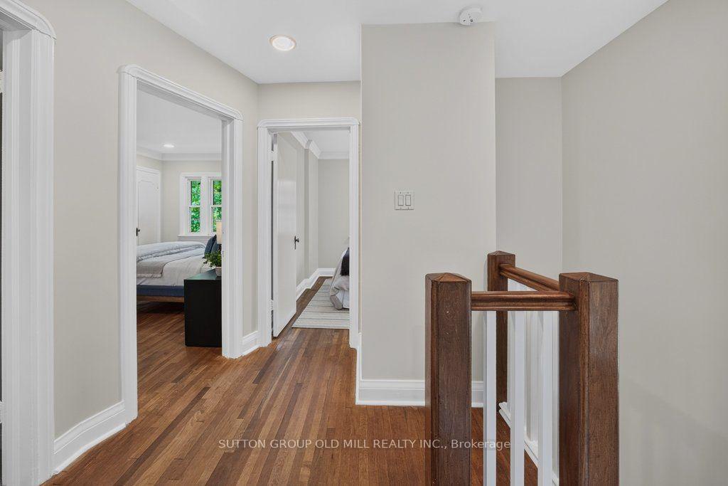 Photo 14 of 122 Strath Avenue, Etobicoke, Kingsway South — HOMEH