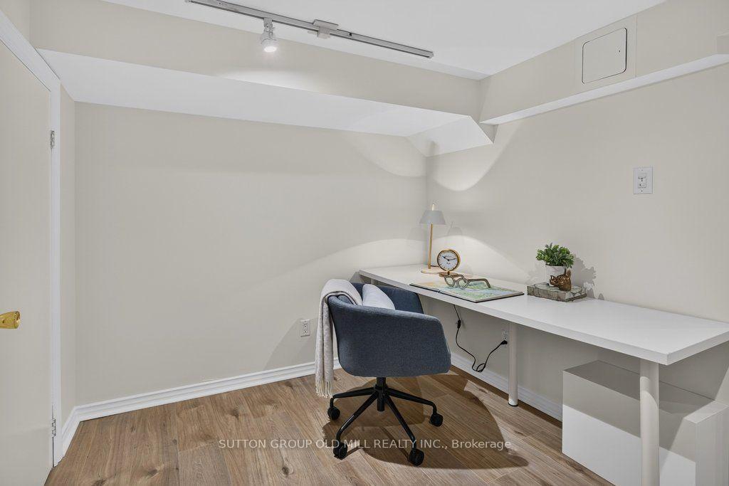 Photo 24 of 122 Strath Avenue, Etobicoke, Kingsway South — HOMEH