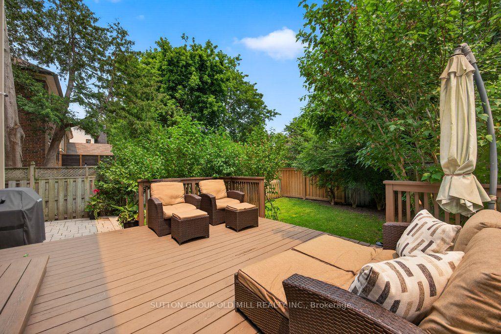 Photo 28 of 122 Strath Avenue, Etobicoke, Kingsway South — HOMEH