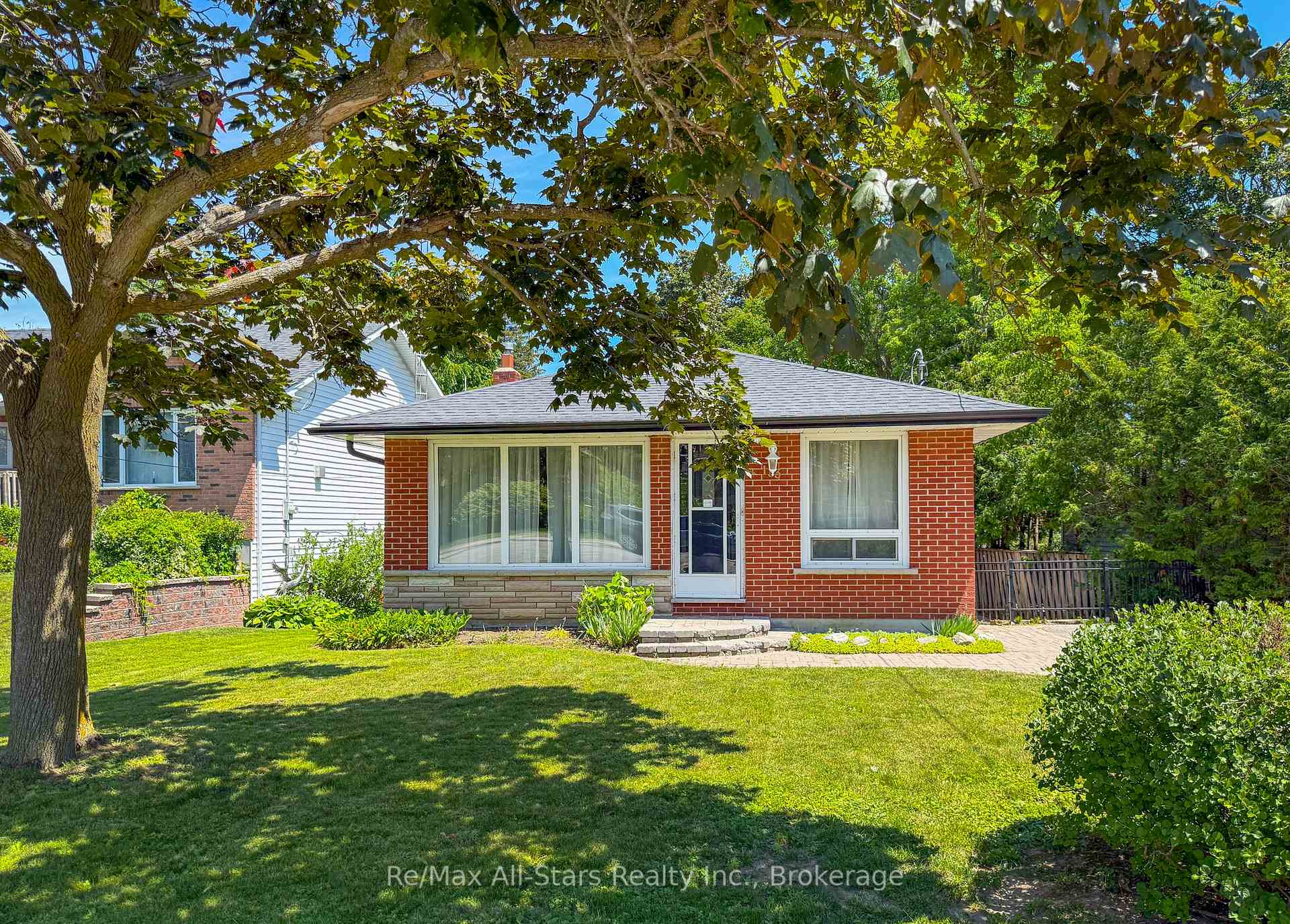 Photo 1 of 133 Rosa Street, Scugog, Port Perry — HOMEH