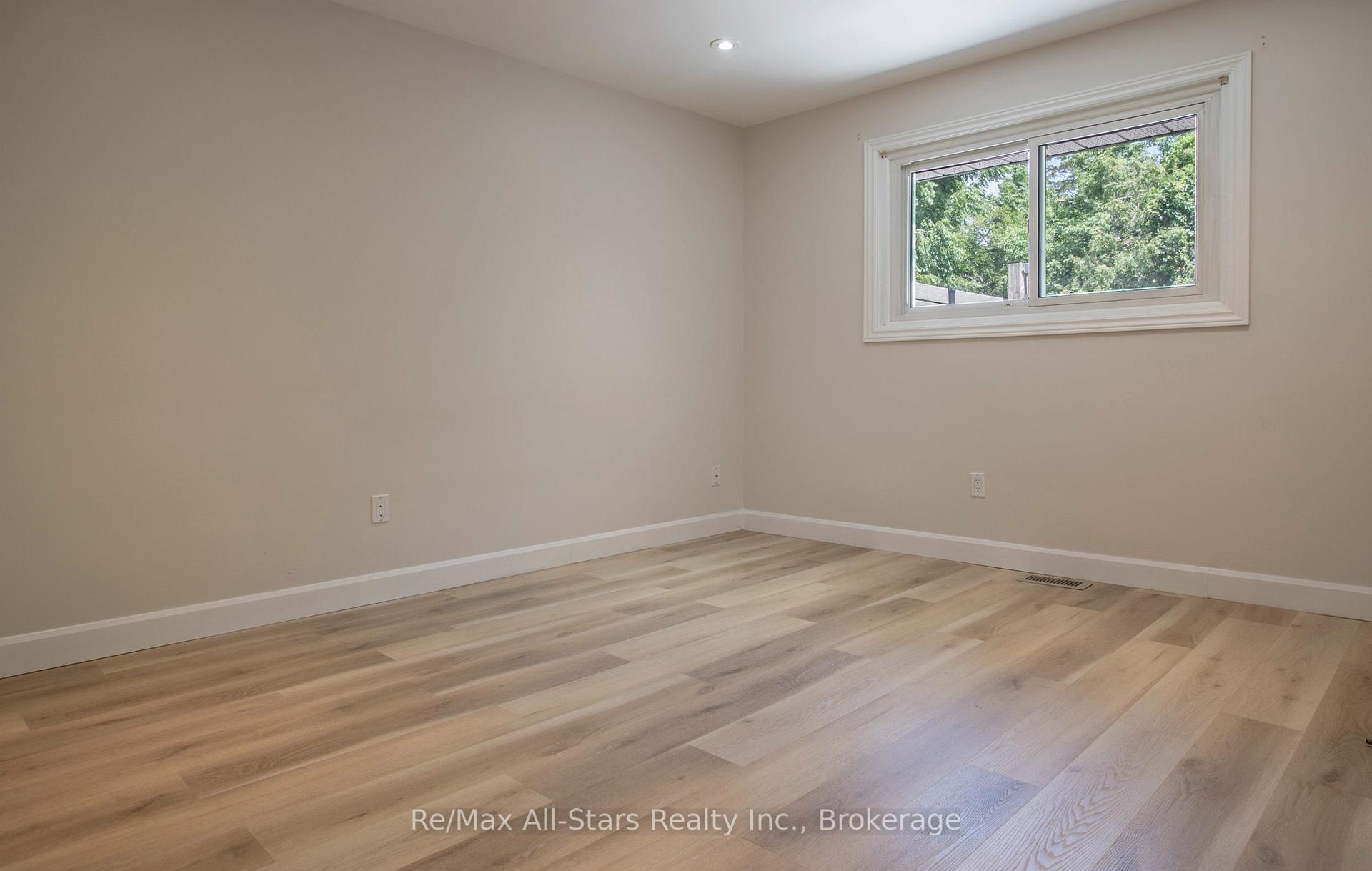 Photo 14 of 133 Rosa Street, Scugog, Port Perry — HOMEH