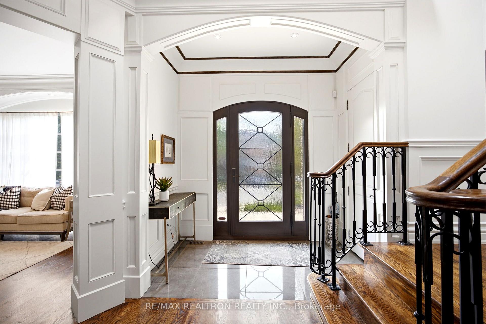 Photo 3 of 268 Brooke Avenue, Toronto, Bedford Park-Nortown — HOMEH