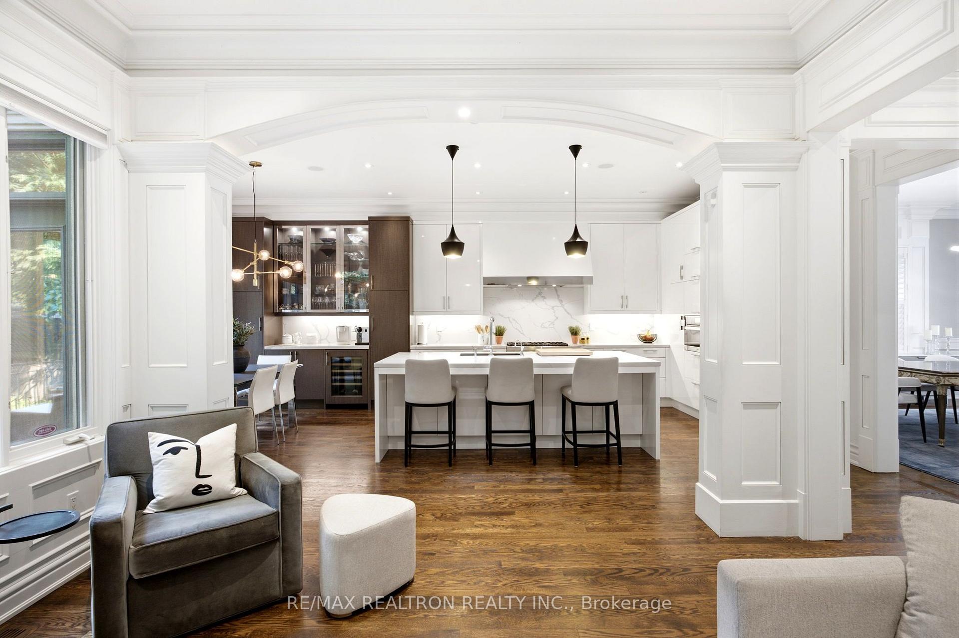 Photo 17 of 268 Brooke Avenue, Toronto, Bedford Park-Nortown — HOMEH