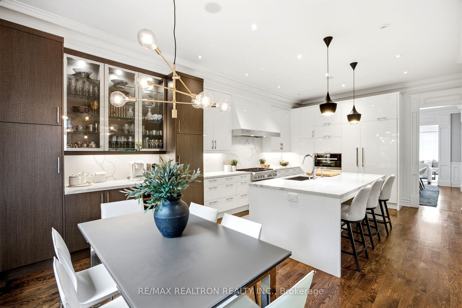 Photo 20 of 268 Brooke Avenue, Toronto, Bedford Park-Nortown — HOMEH