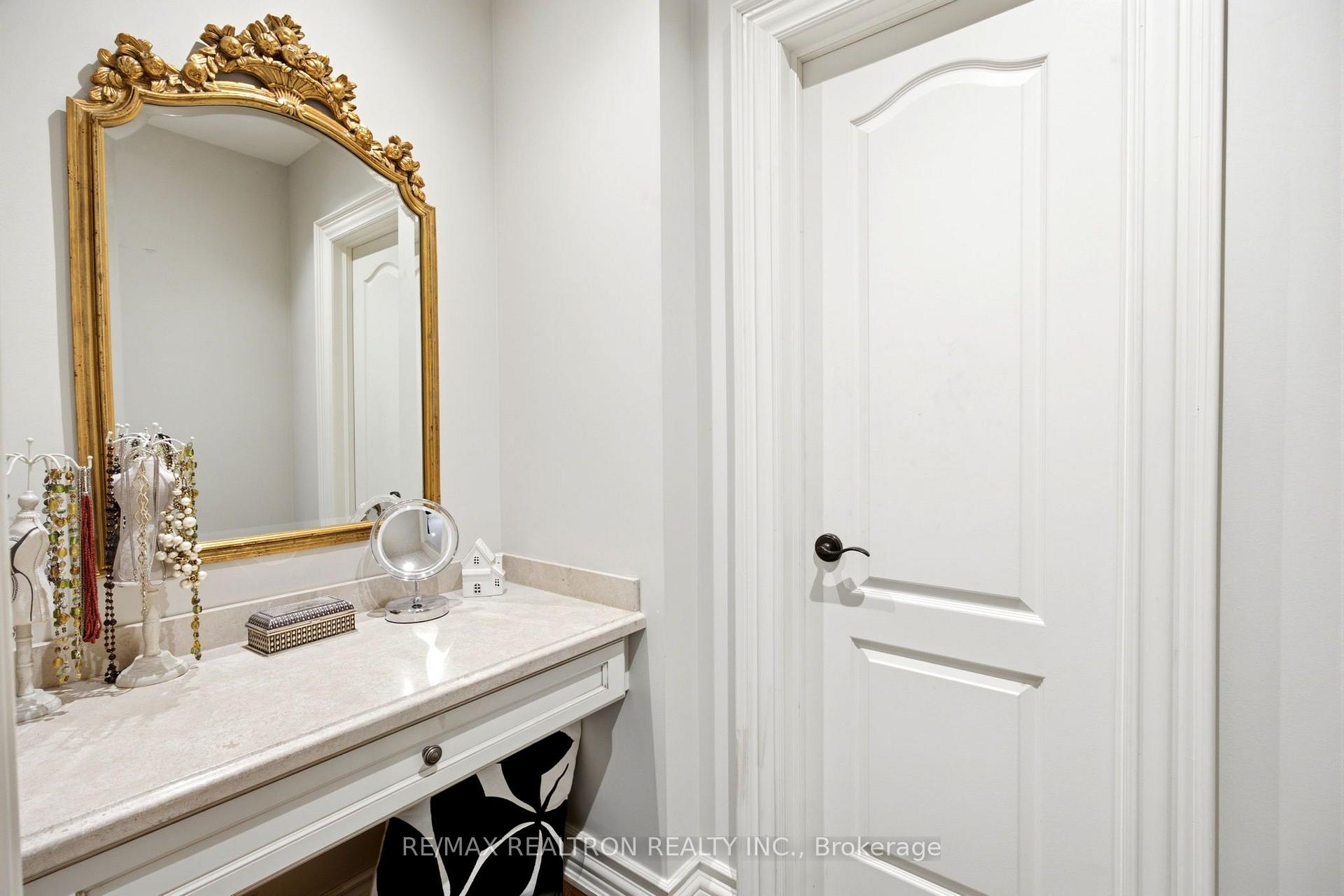 Photo 32 of 268 Brooke Avenue, Toronto, Bedford Park-Nortown — HOMEH