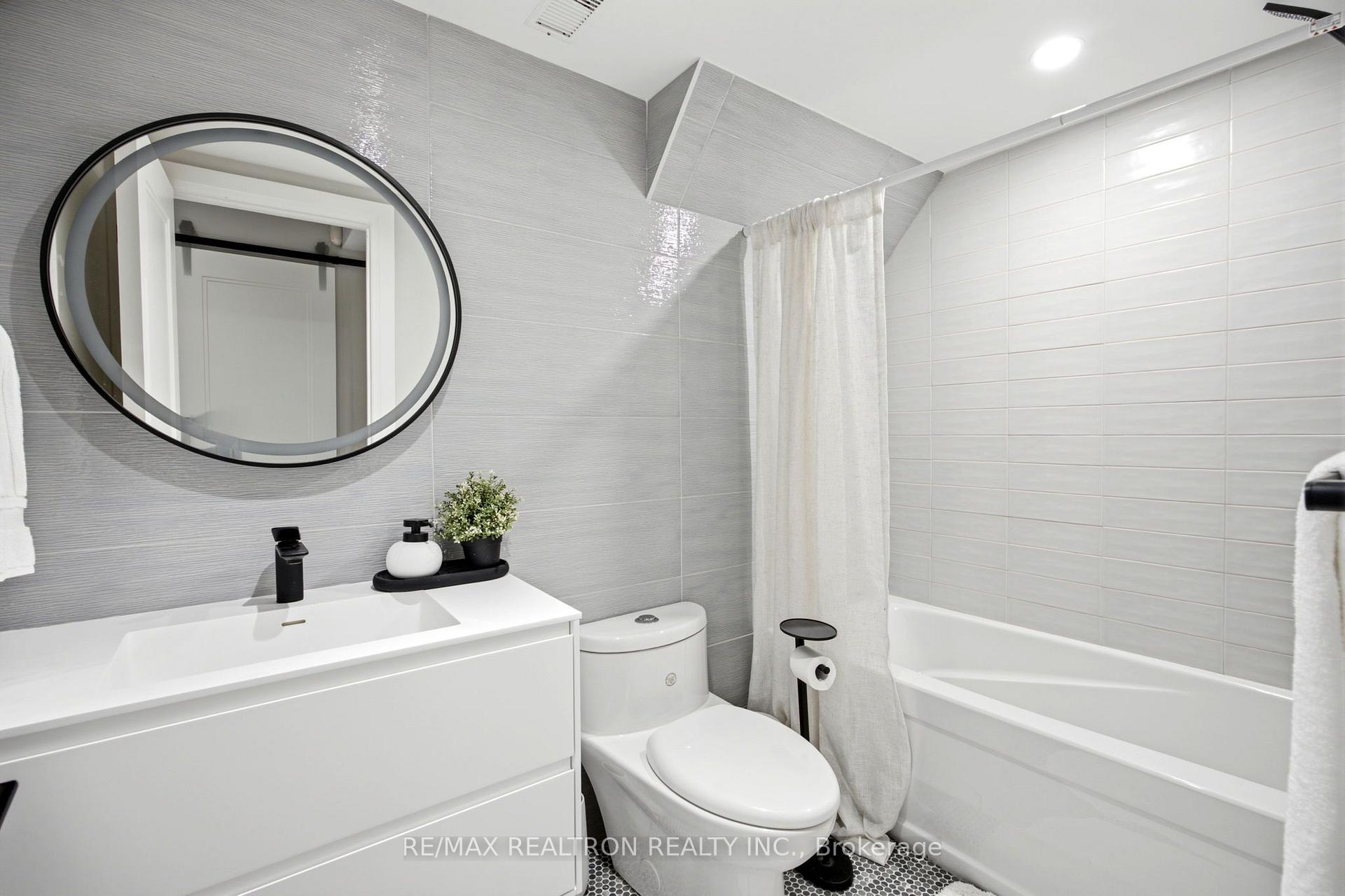 Photo 48 of 268 Brooke Avenue, Toronto, Bedford Park-Nortown — HOMEH