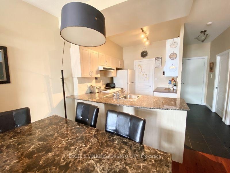 Photo 9 of Unit 2002, 801 Bay Street, Toronto, Bay Street Corridor — HOMEH