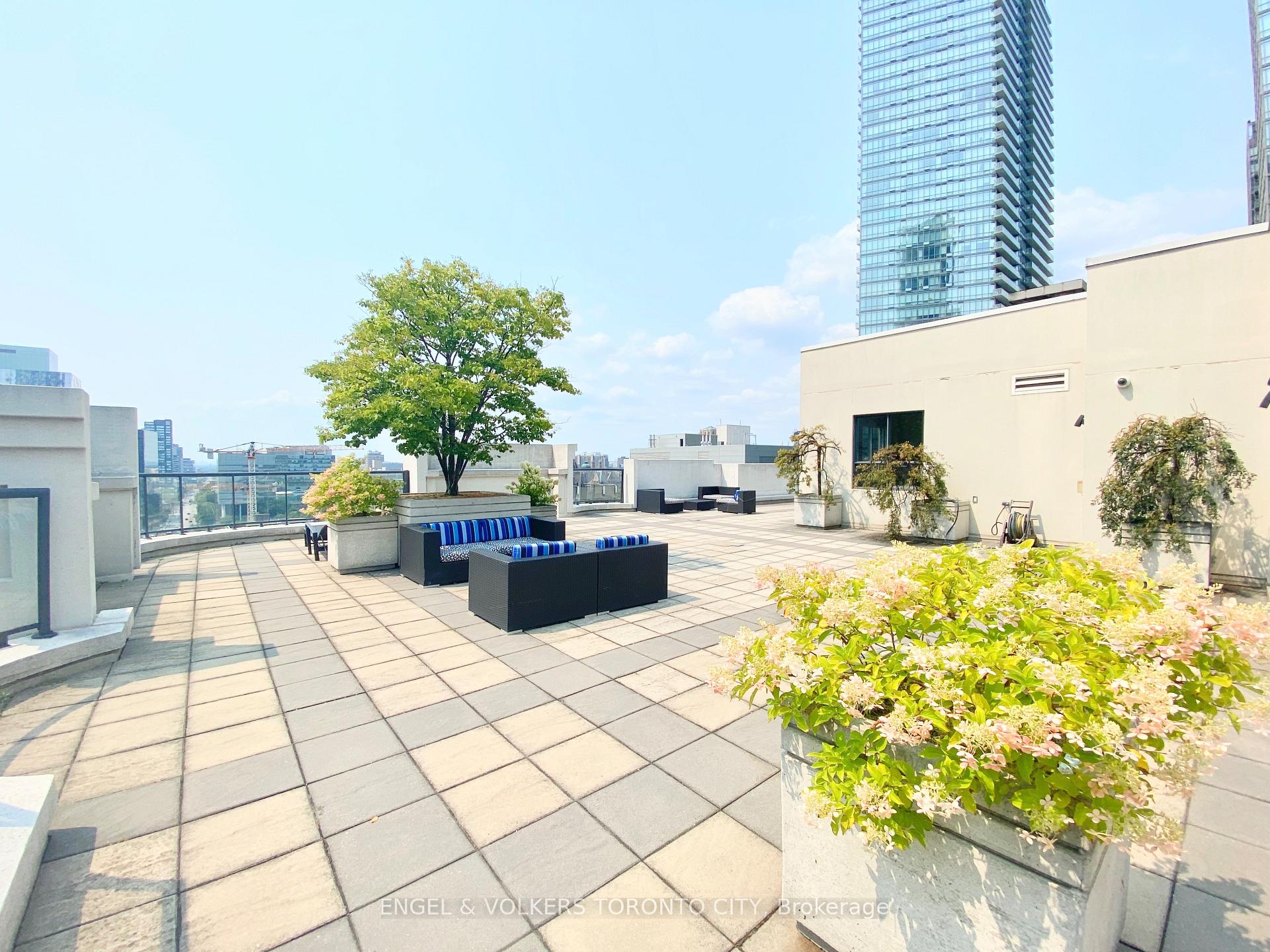 Photo 20 of Unit 2002, 801 Bay Street, Toronto, Bay Street Corridor — HOMEH