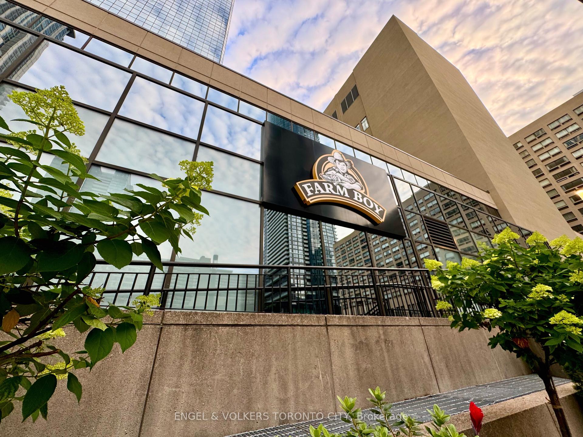 Photo 28 of Unit 2002, 801 Bay Street, Toronto, Bay Street Corridor — HOMEH