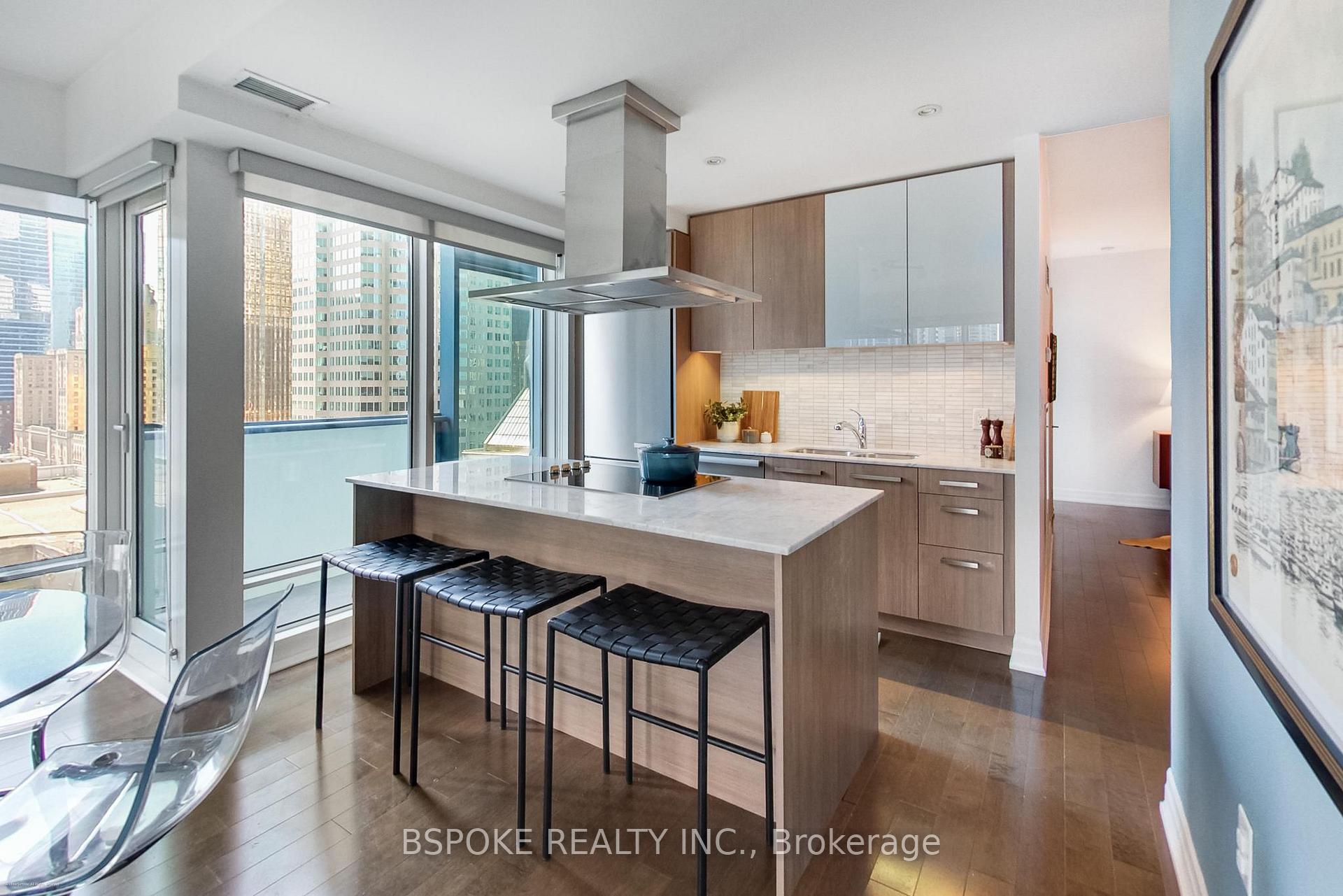 Photo 10 of Unit 1502, 8 The Esplanade Avenue, Toronto, Waterfront Communities — HOMEH