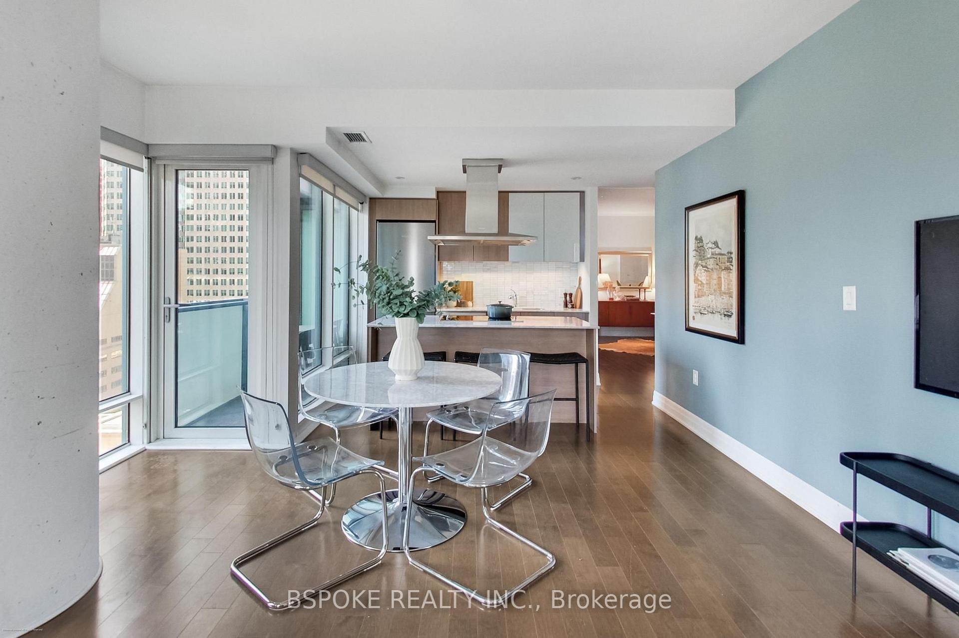 Photo 12 of Unit 1502, 8 The Esplanade Avenue, Toronto, Waterfront Communities — HOMEH