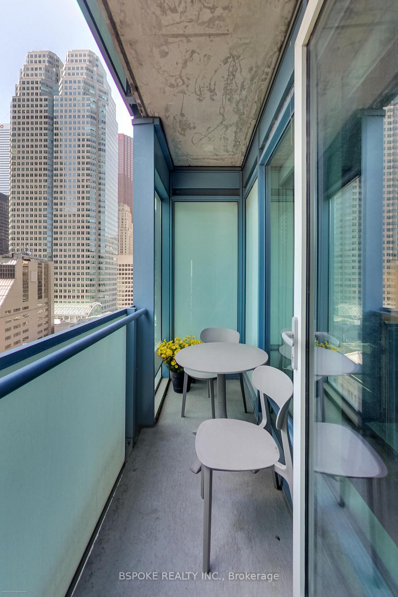 Photo 37 of Unit 1502, 8 The Esplanade Avenue, Toronto, Waterfront Communities — HOMEH