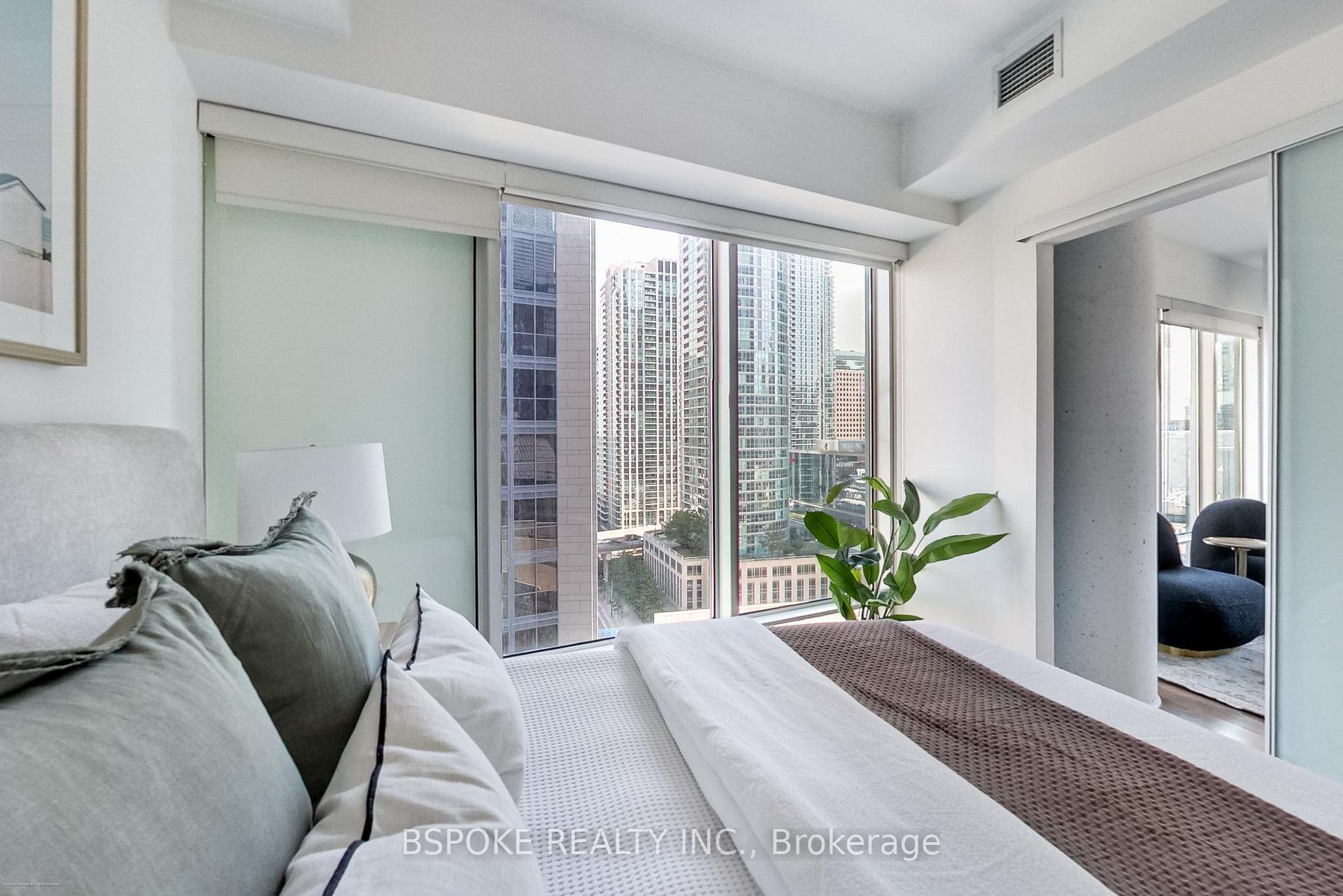 Photo 33 of Unit 1502, 8 The Esplanade Avenue, Toronto, Waterfront Communities — HOMEH