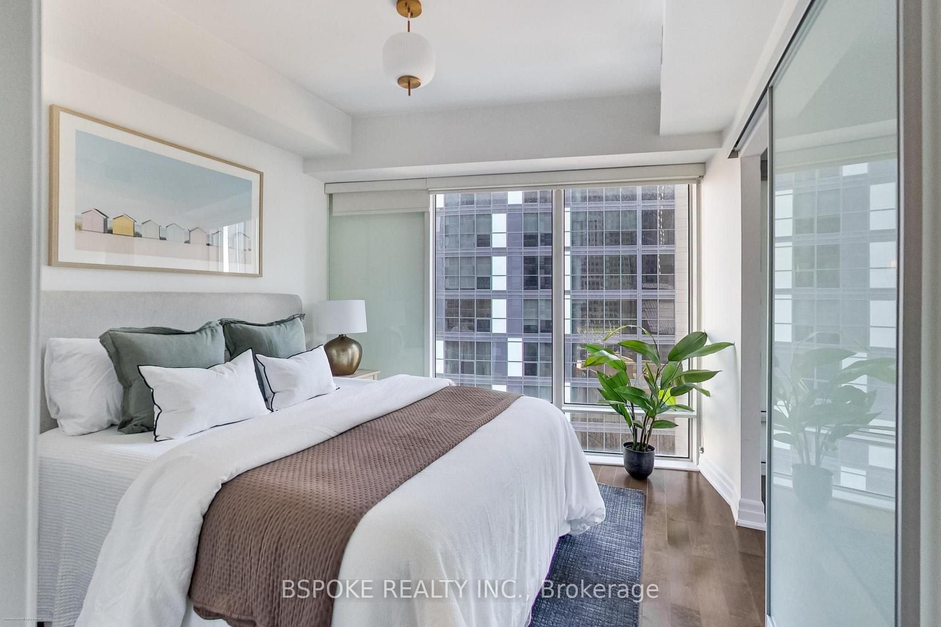 Photo 34 of Unit 1502, 8 The Esplanade Avenue, Toronto, Waterfront Communities — HOMEH