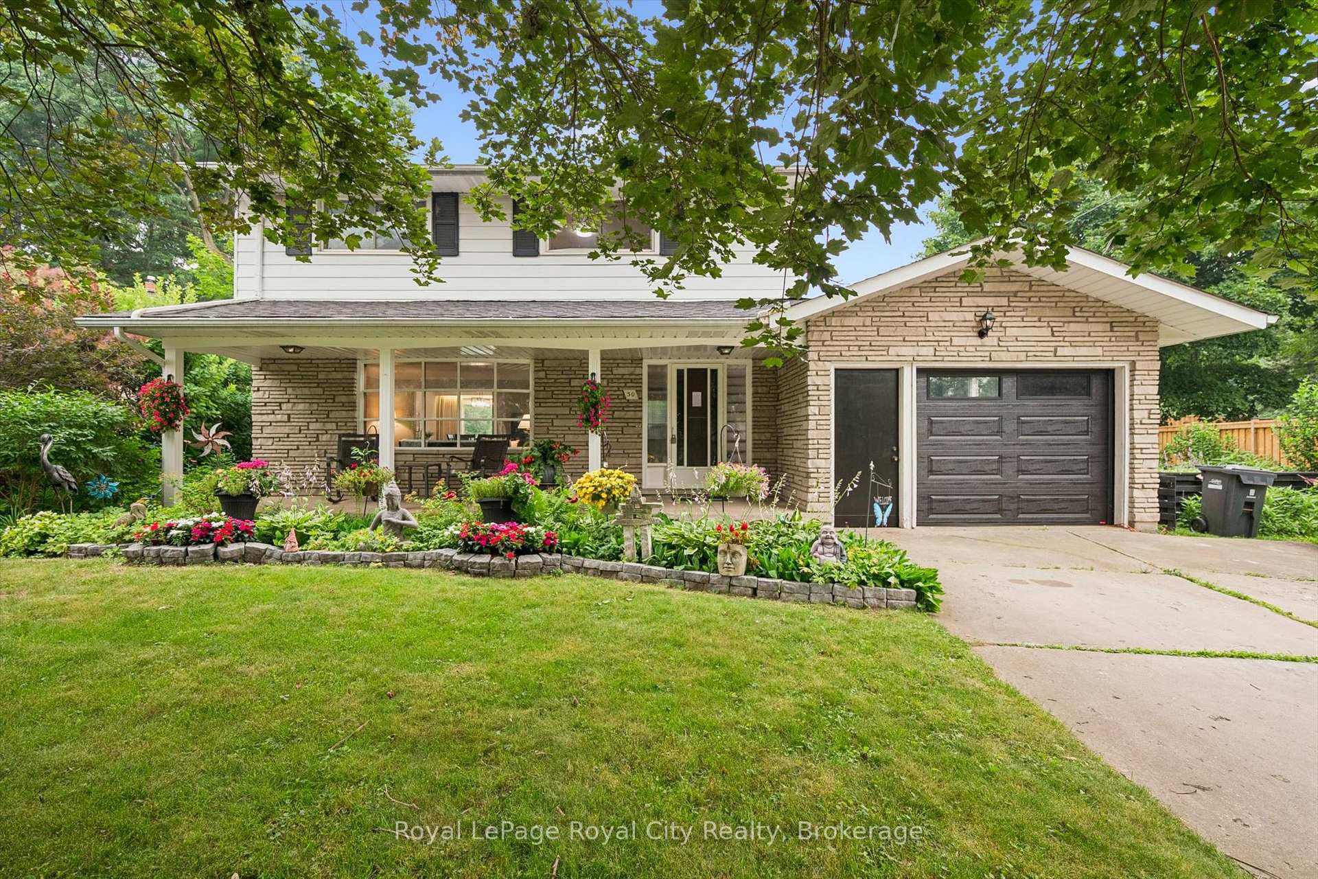 Photo 2 of 30 Westminster Avenue, Guelph, St. George's — HOMEH