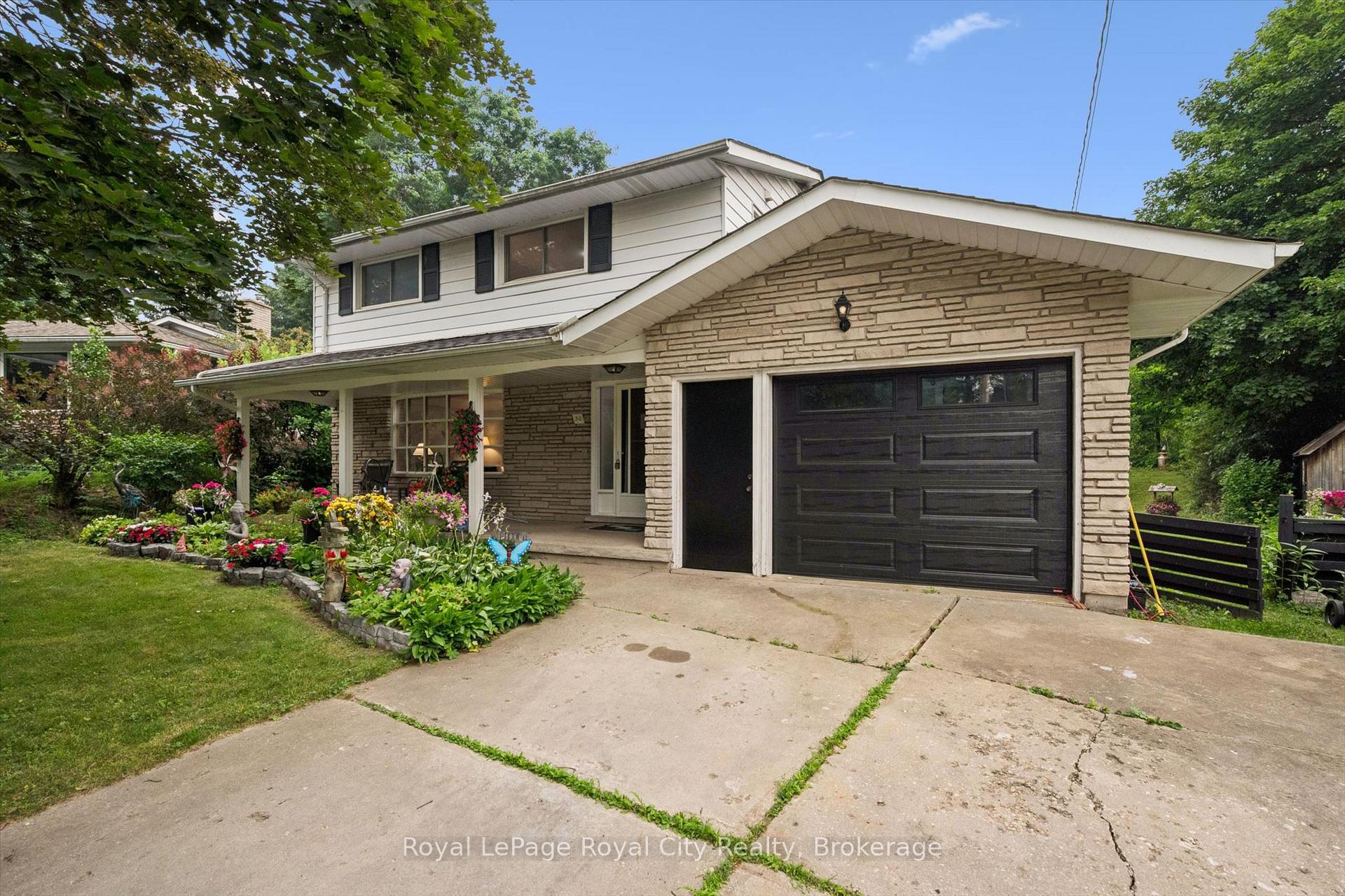 Photo 5 of 30 Westminster Avenue, Guelph, St. George's — HOMEH