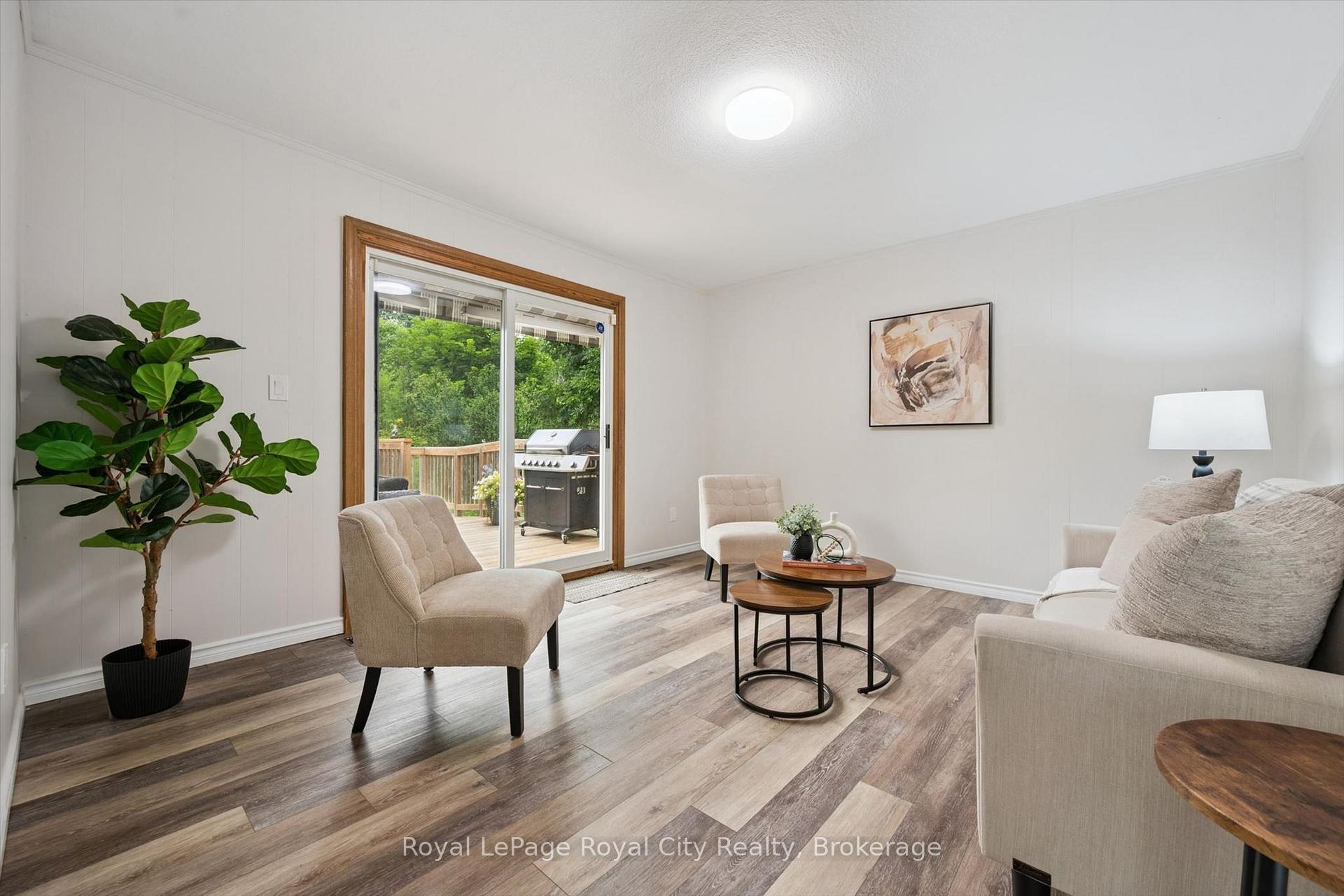 Photo 19 of 30 Westminster Avenue, Guelph, St. George's — HOMEH