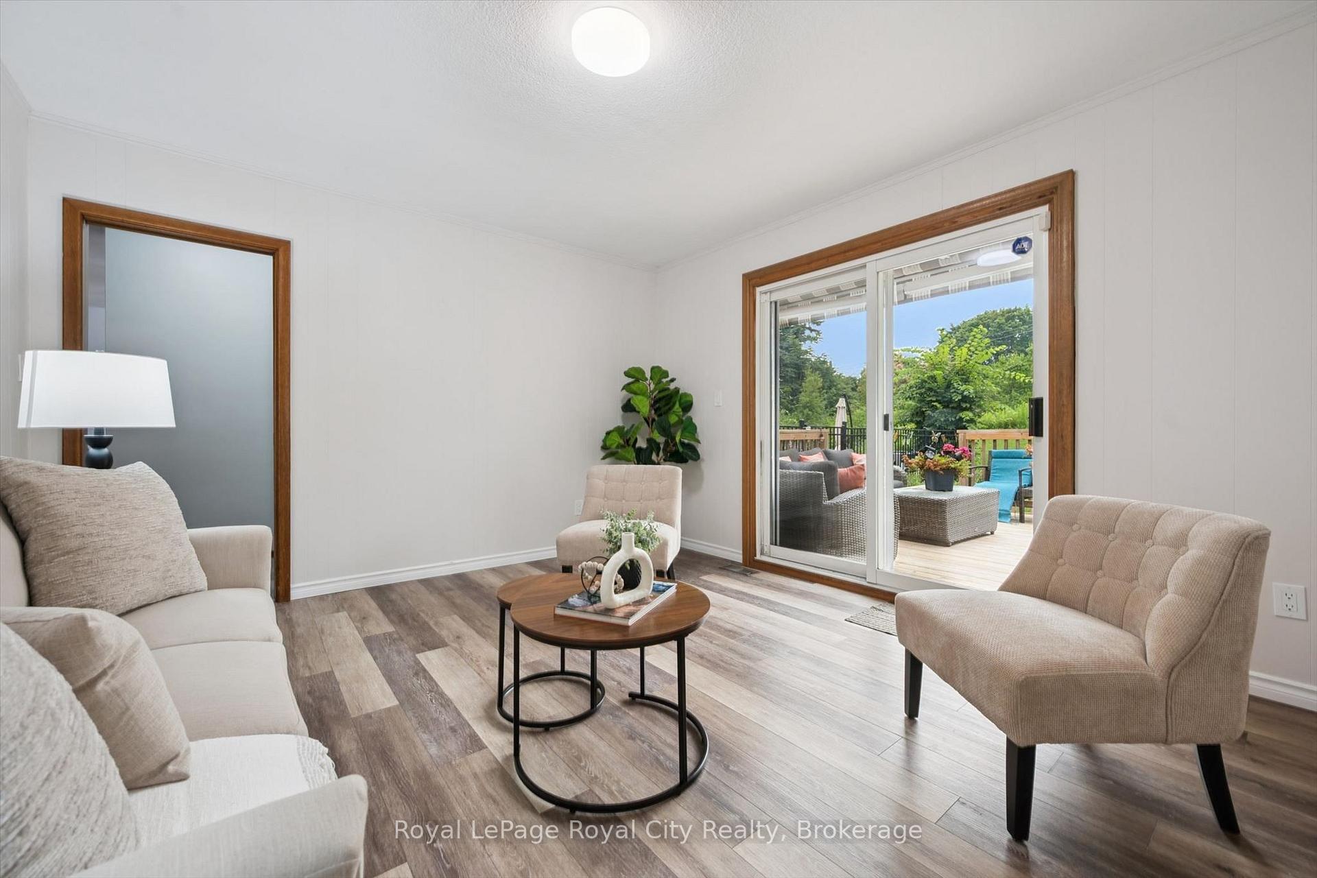 Photo 20 of 30 Westminster Avenue, Guelph, St. George's — HOMEH
