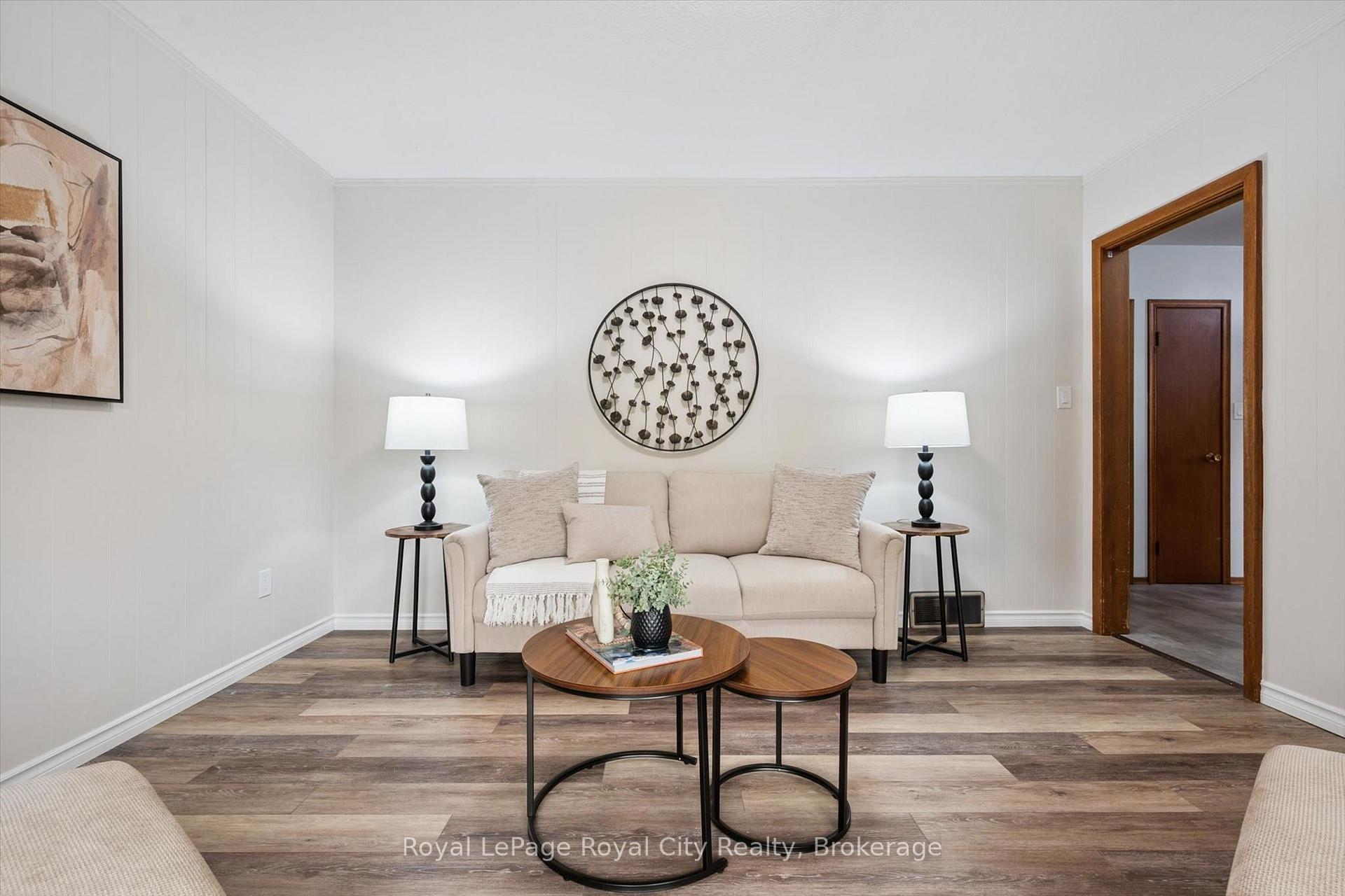 Photo 21 of 30 Westminster Avenue, Guelph, St. George's — HOMEH