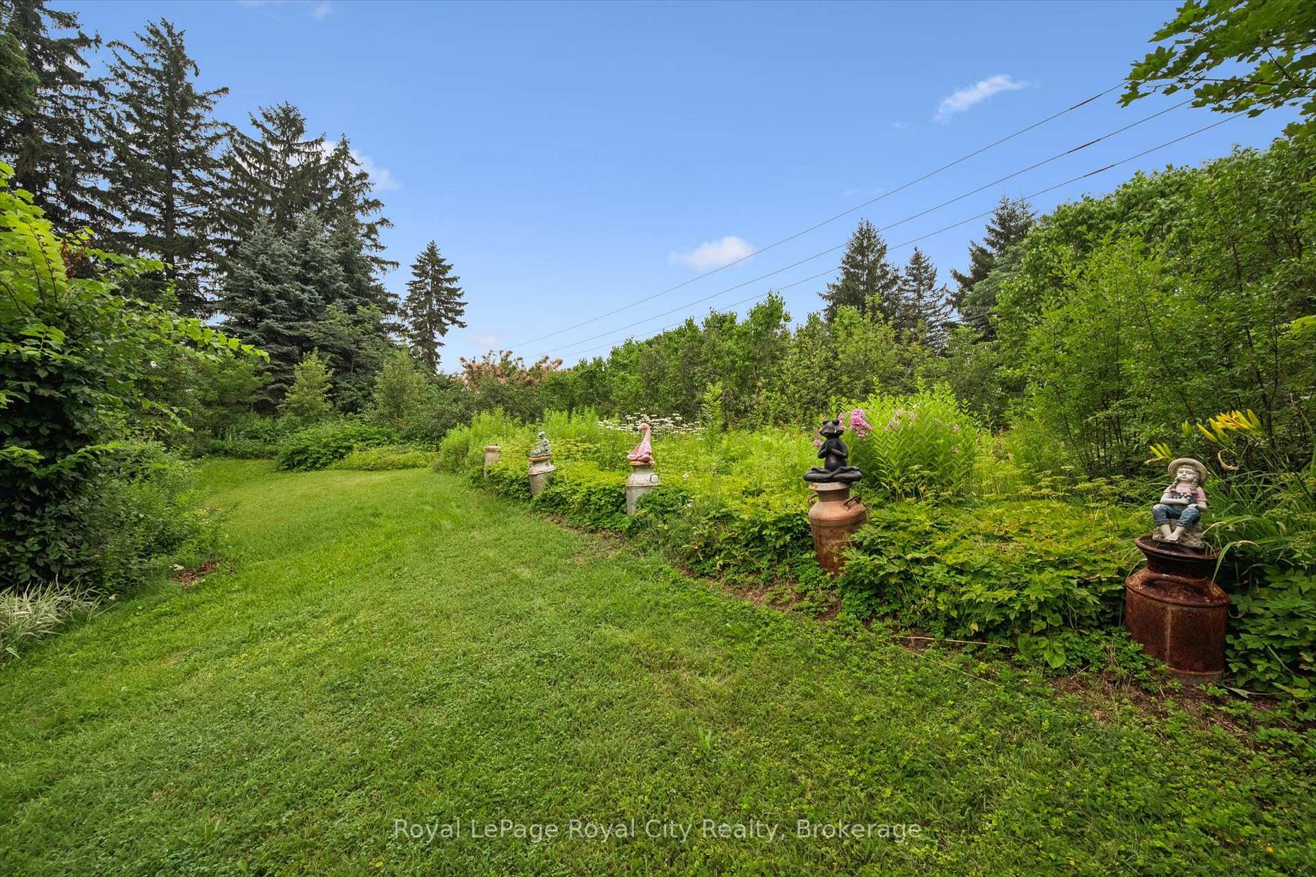 Photo 34 of 30 Westminster Avenue, Guelph, St. George's — HOMEH
