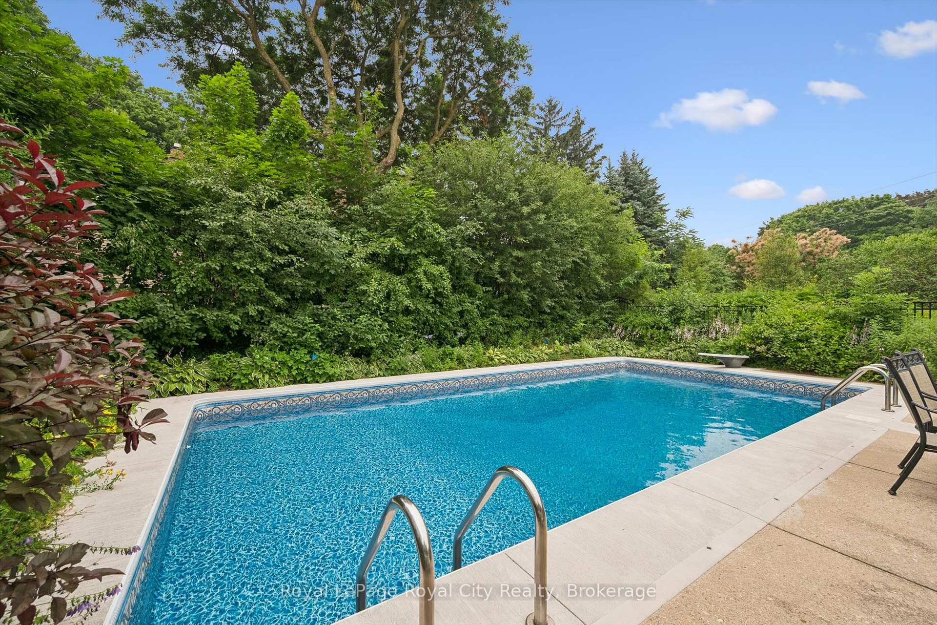 Photo 40 of 30 Westminster Avenue, Guelph, St. George's — HOMEH