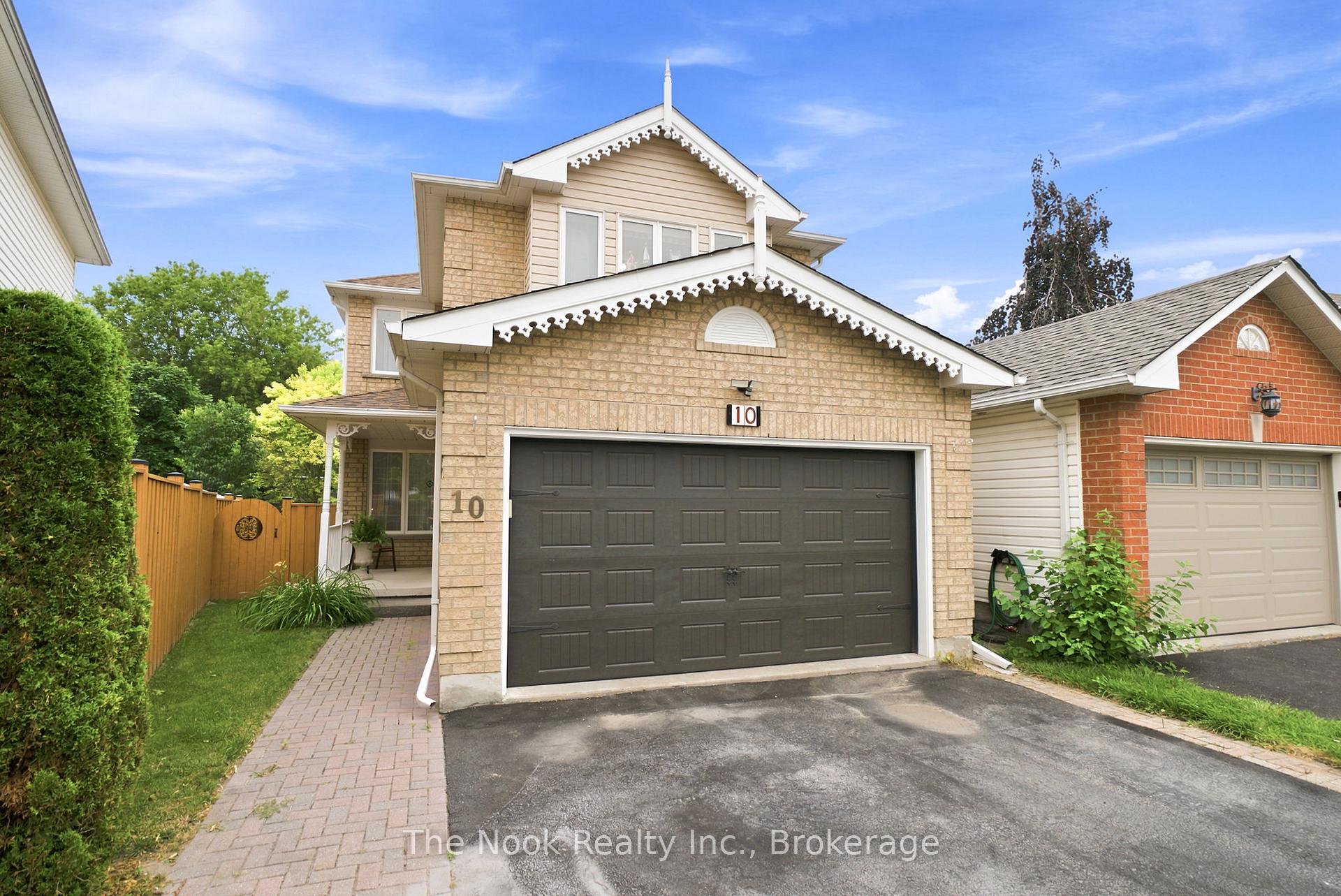 Photo 2 of 10 Orr Court, Clarington, Bowmanville — HOMEH