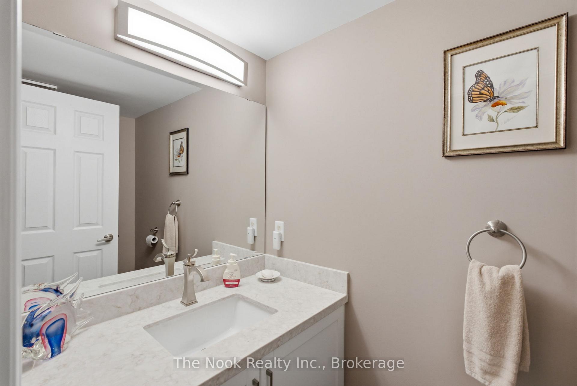 Photo 15 of 10 Orr Court, Clarington, Bowmanville — HOMEH