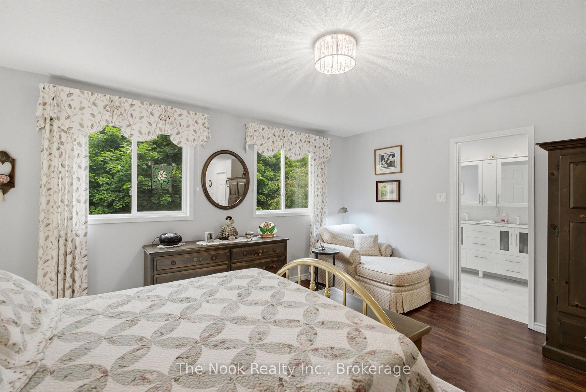 Photo 19 of 10 Orr Court, Clarington, Bowmanville — HOMEH