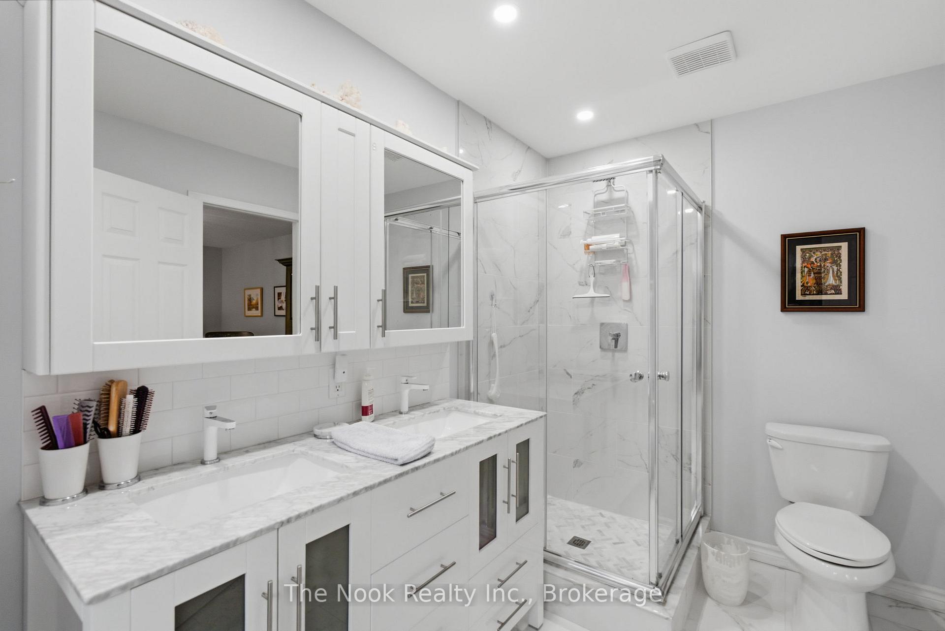 Photo 21 of 10 Orr Court, Clarington, Bowmanville — HOMEH