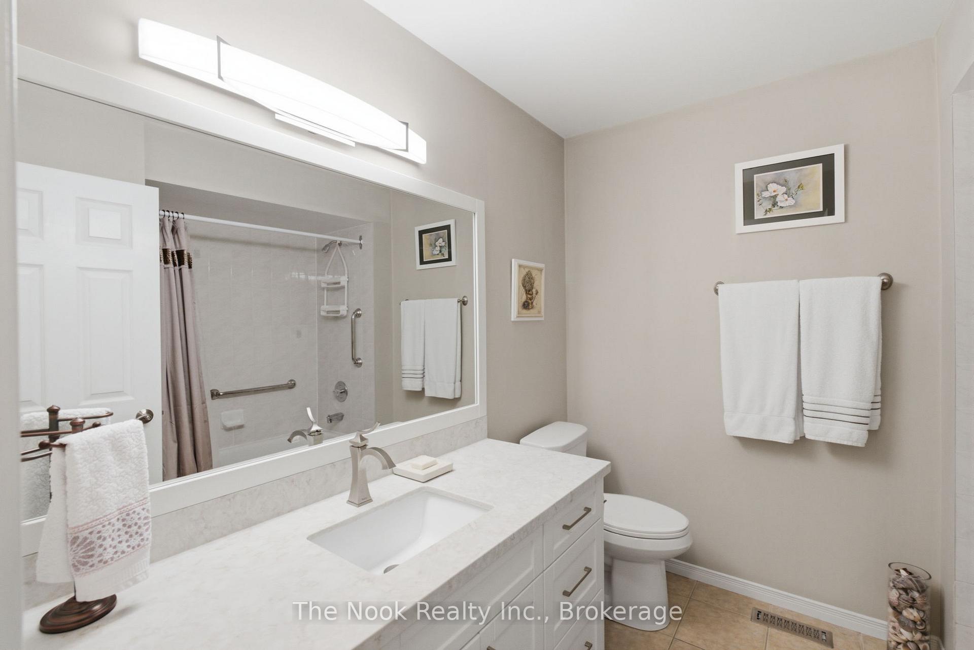 Photo 29 of 10 Orr Court, Clarington, Bowmanville — HOMEH