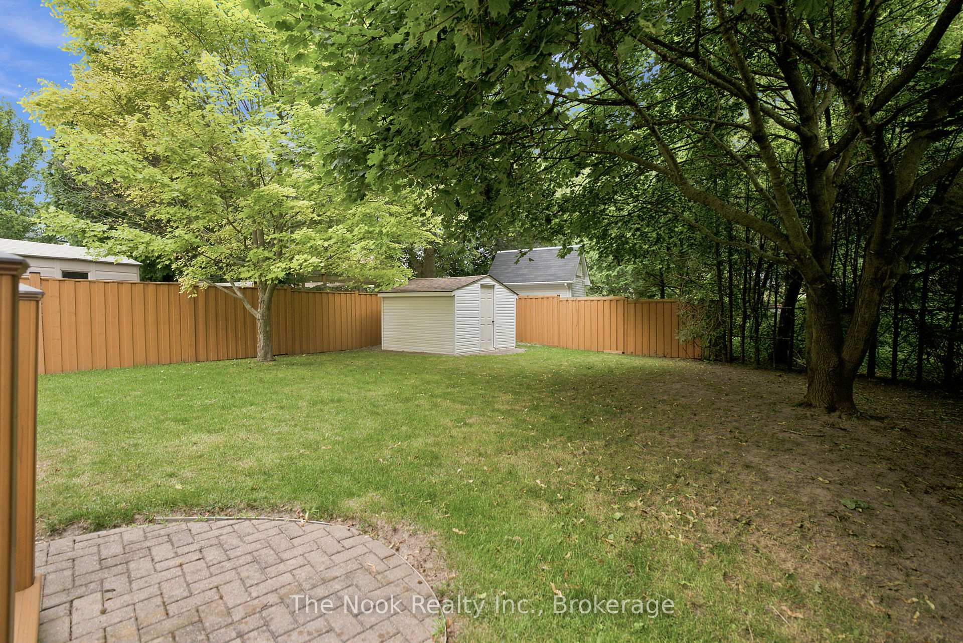 Photo 35 of 10 Orr Court, Clarington, Bowmanville — HOMEH
