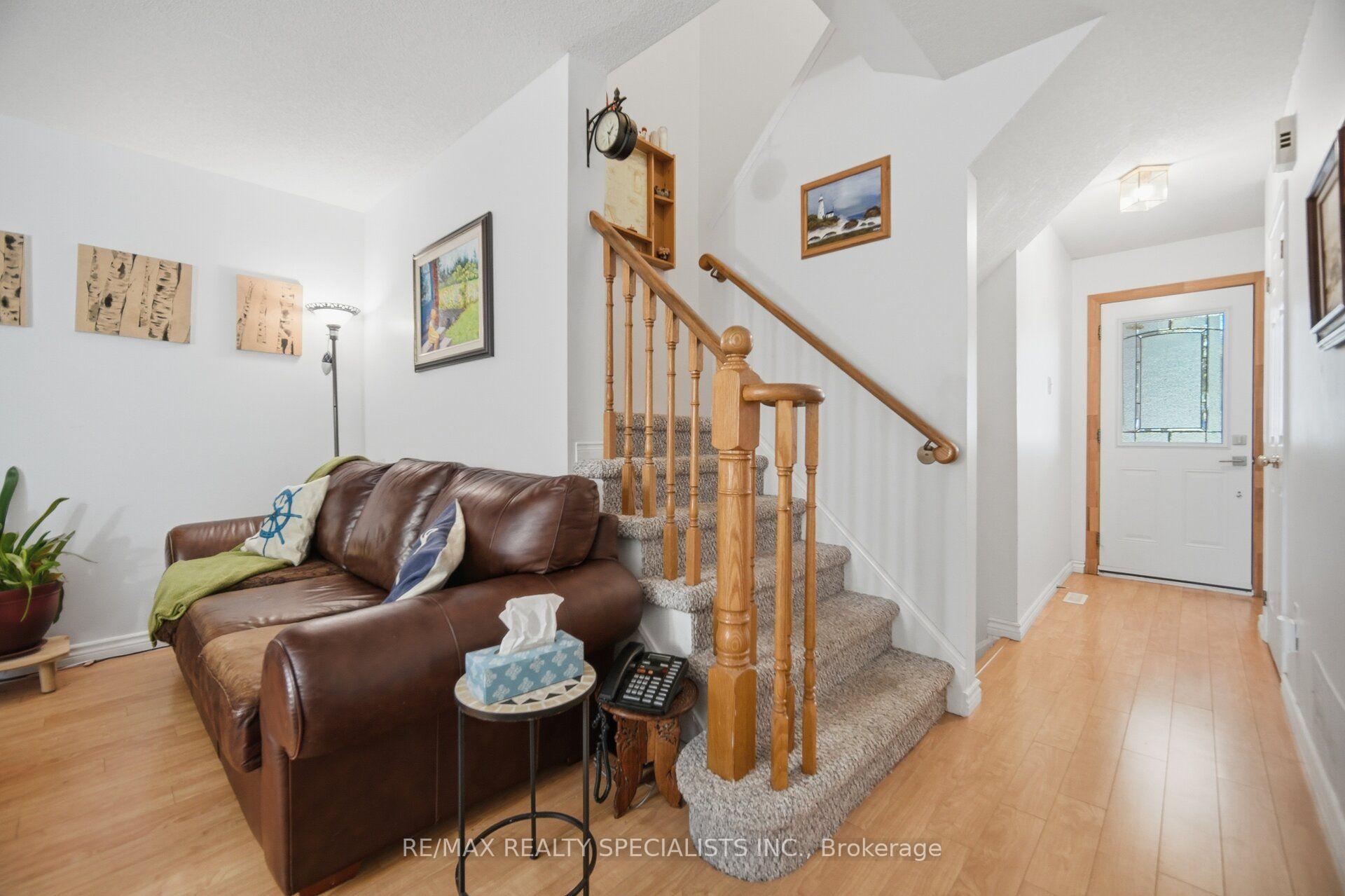 Photo 20 of Unit 17, 2935 Headon Forest Drive, Burlington, Headon — HOMEH