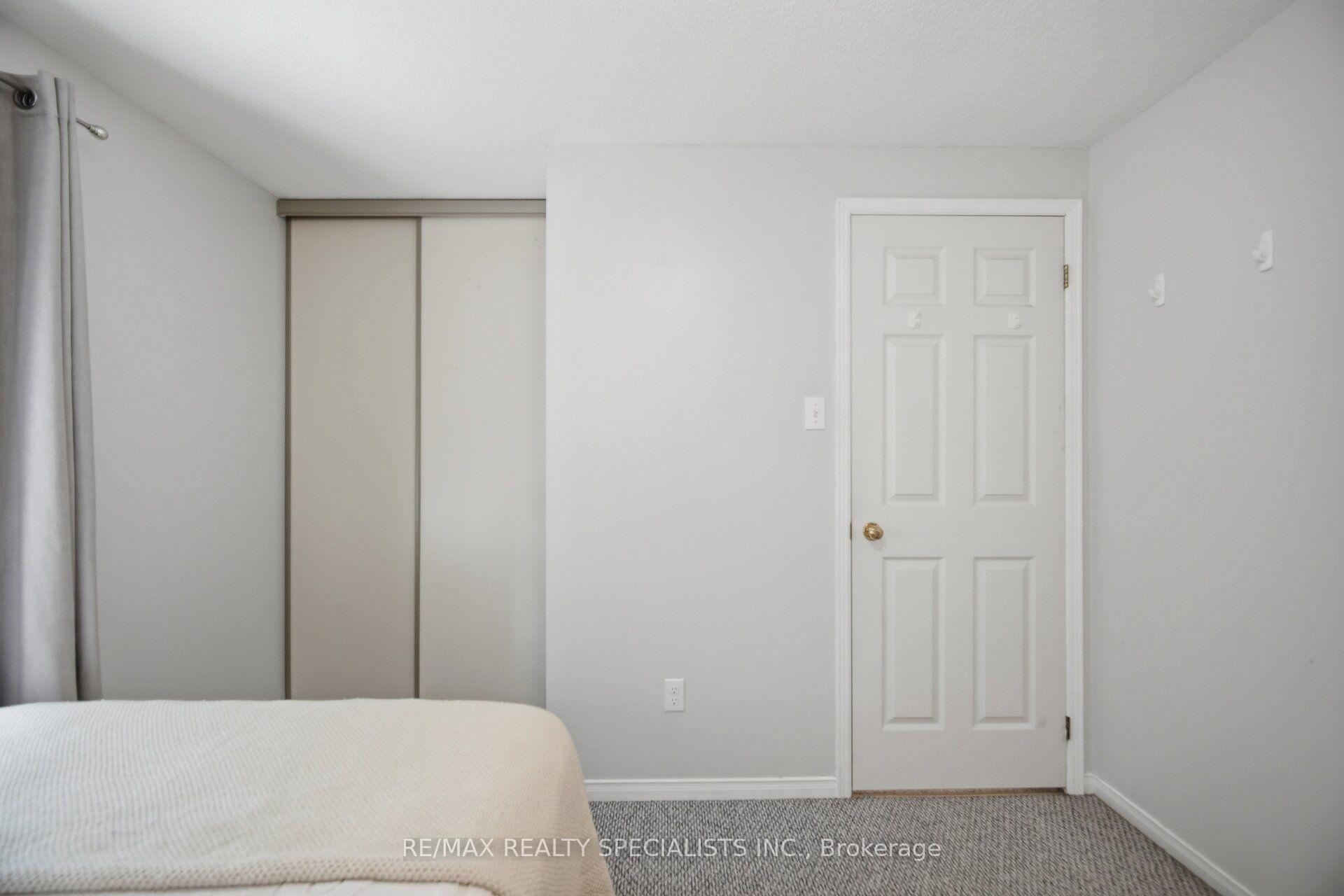 Photo 31 of Unit 17, 2935 Headon Forest Drive, Burlington, Headon — HOMEH