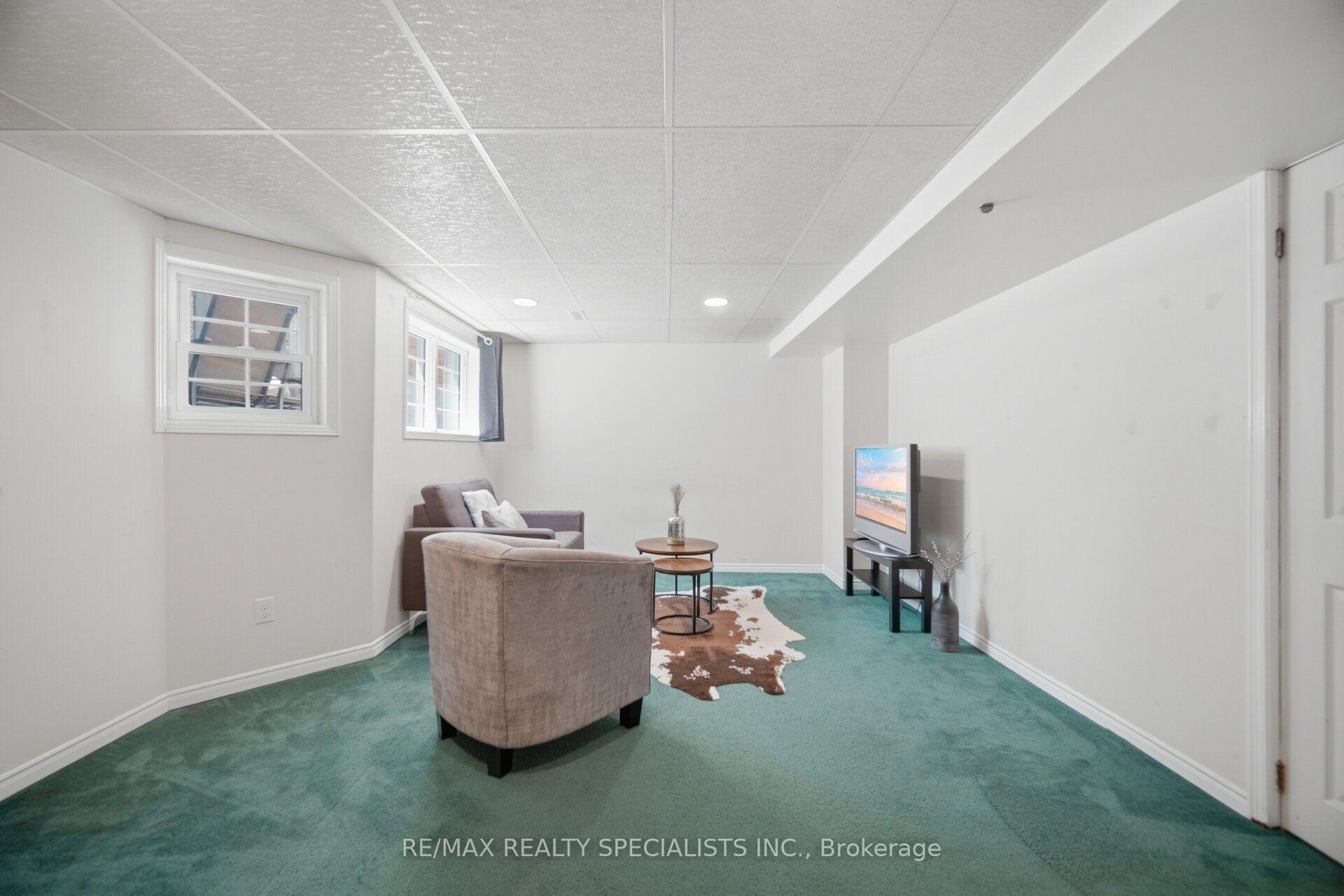 Photo 34 of Unit 17, 2935 Headon Forest Drive, Burlington, Headon — HOMEH