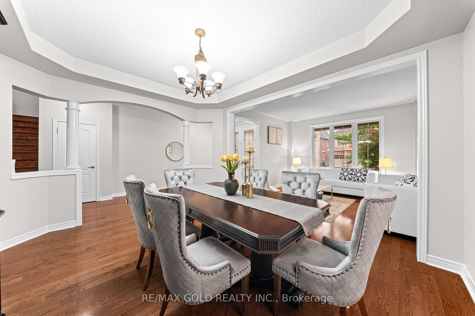 Photo 6 of 43 Midsummer Drive, Brampton, Bram East — HOMEH