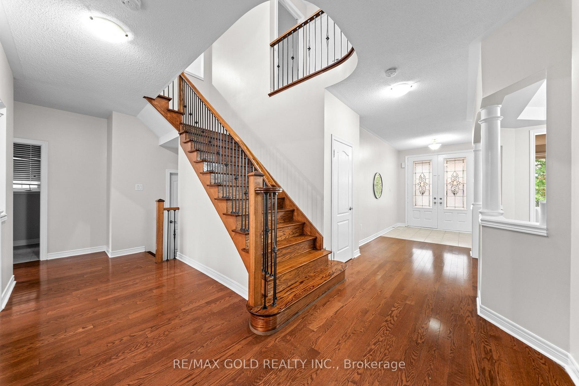 Photo 17 of 43 Midsummer Drive, Brampton, Bram East — HOMEH