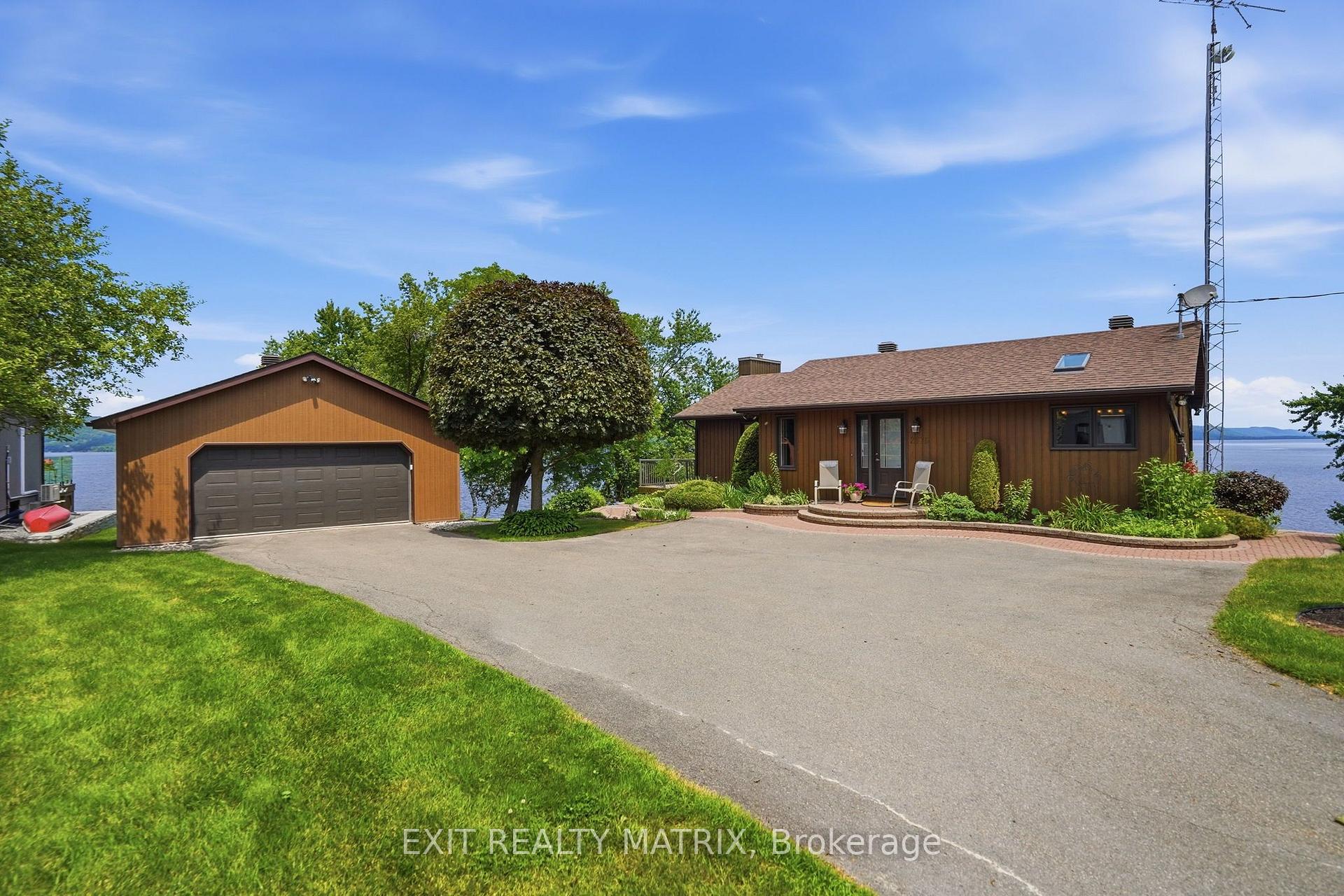 Photo 3 of 2176 Bay Road, Champlain, Champlain Twp — HOMEH