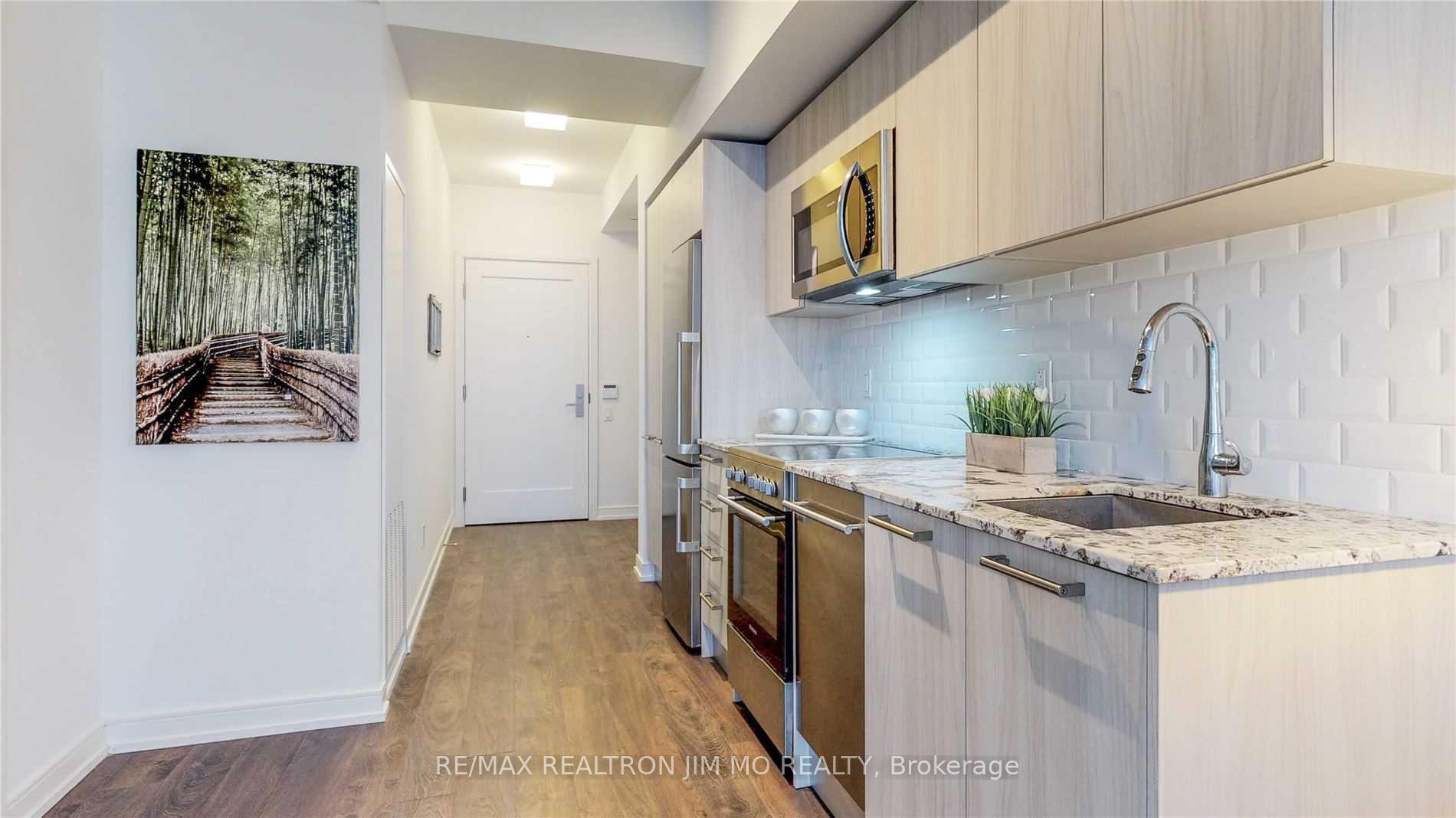 Photo 5 of Unit 706, 28 Wellesley Street E, Toronto, Church-Yonge Corridor — HOMEH