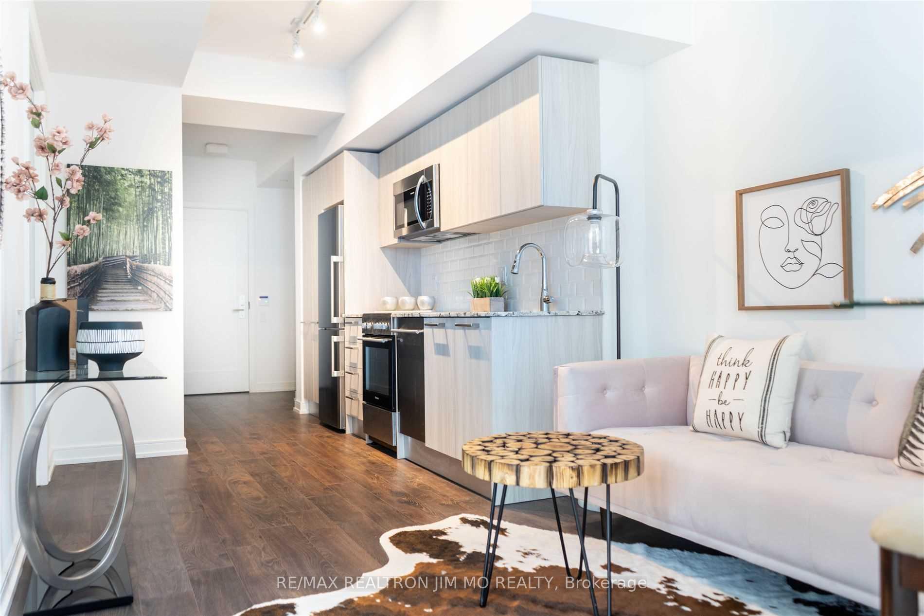 Photo 6 of Unit 706, 28 Wellesley Street E, Toronto, Church-Yonge Corridor — HOMEH