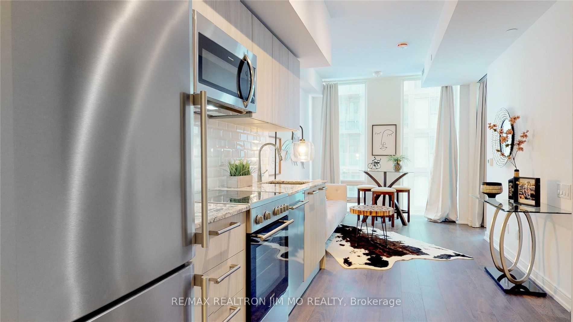 Photo 7 of Unit 706, 28 Wellesley Street E, Toronto, Church-Yonge Corridor — HOMEH